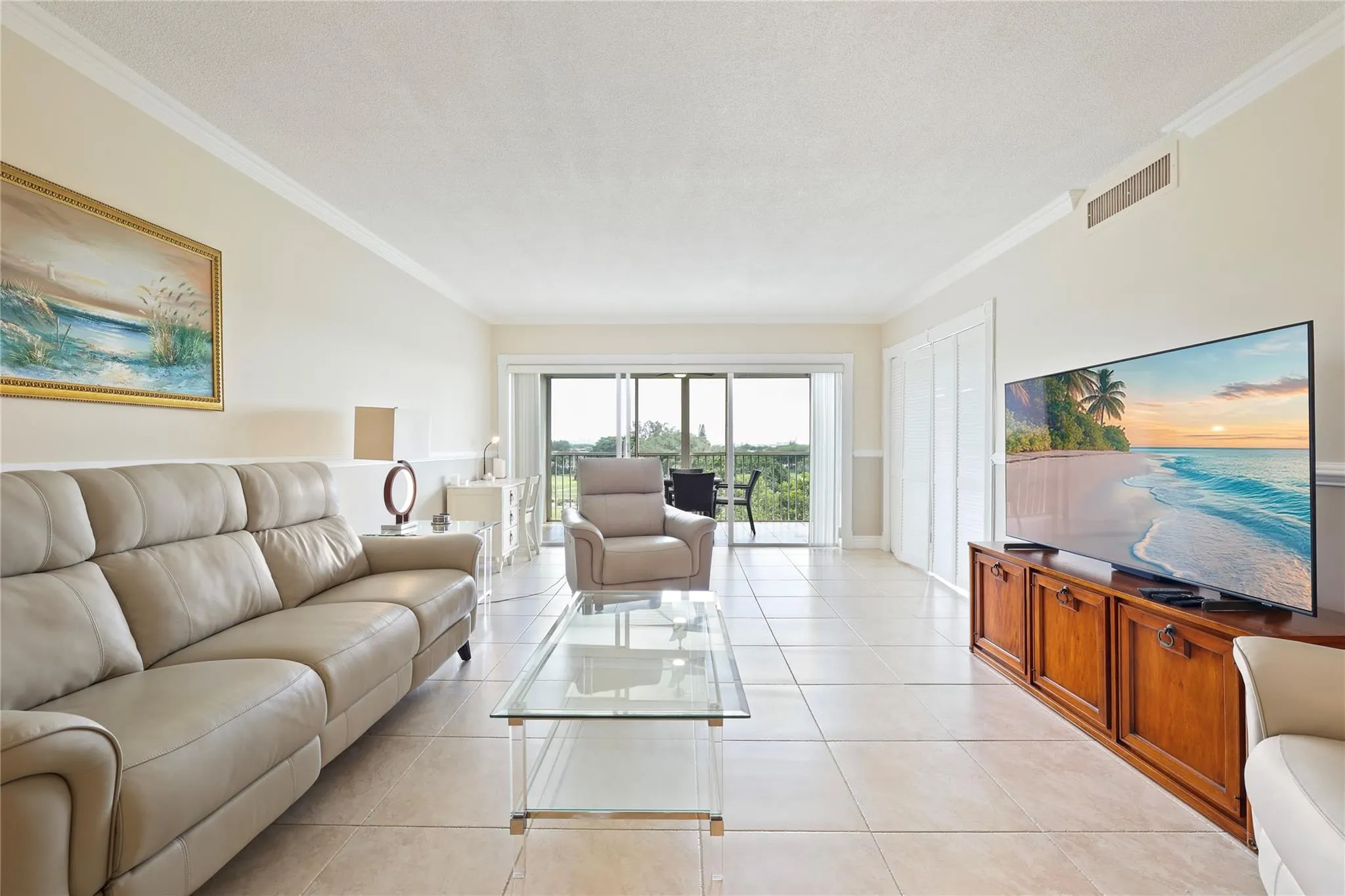 3050 N Palm Aire Dr, #609