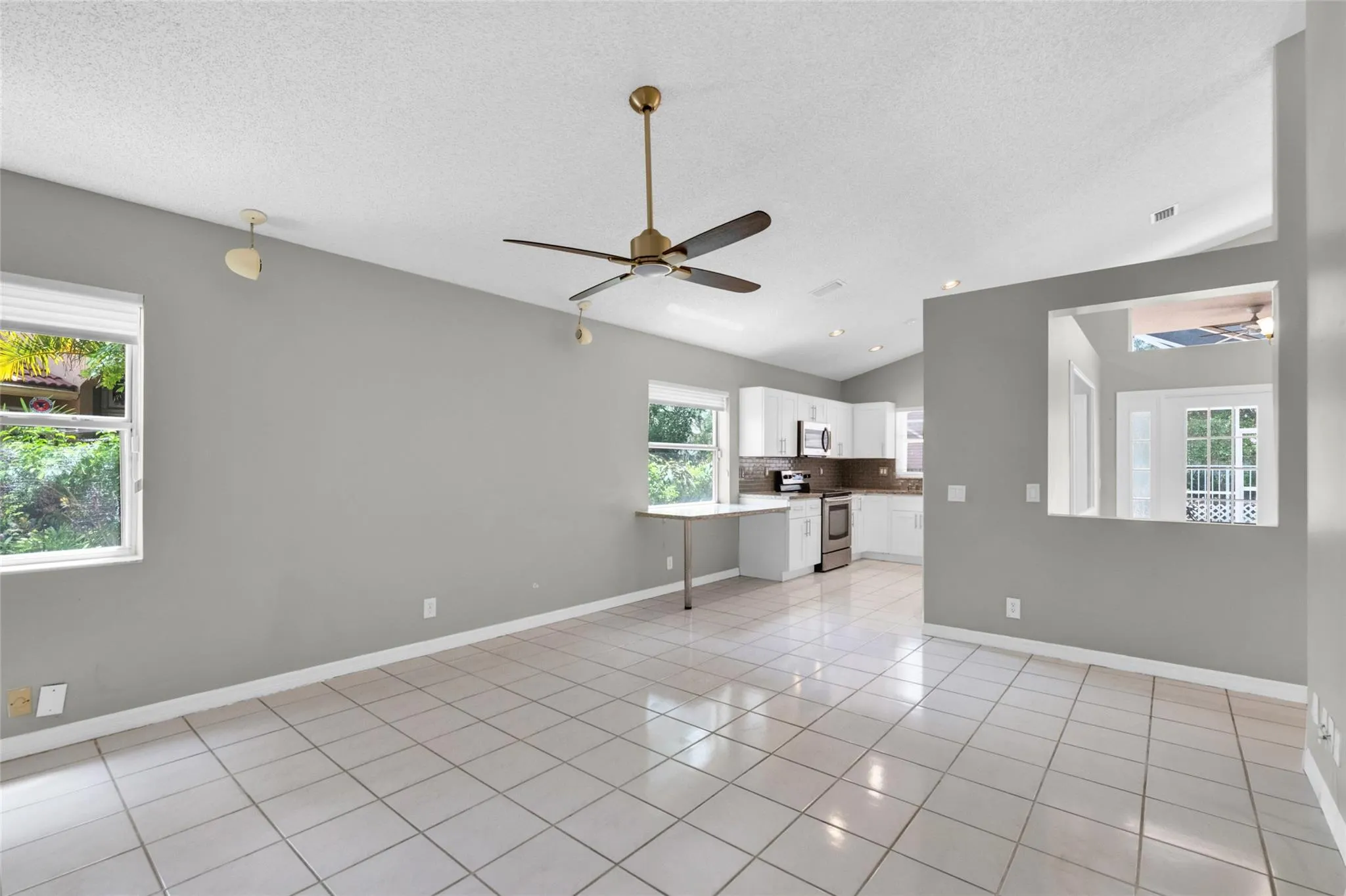 702 Stanton Dr