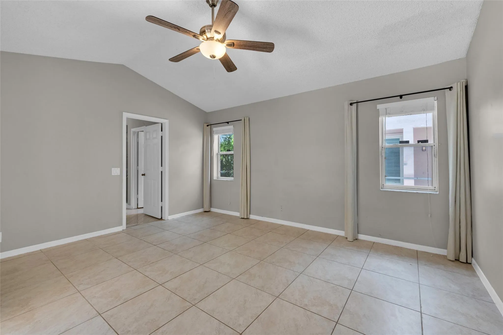 702 Stanton Dr