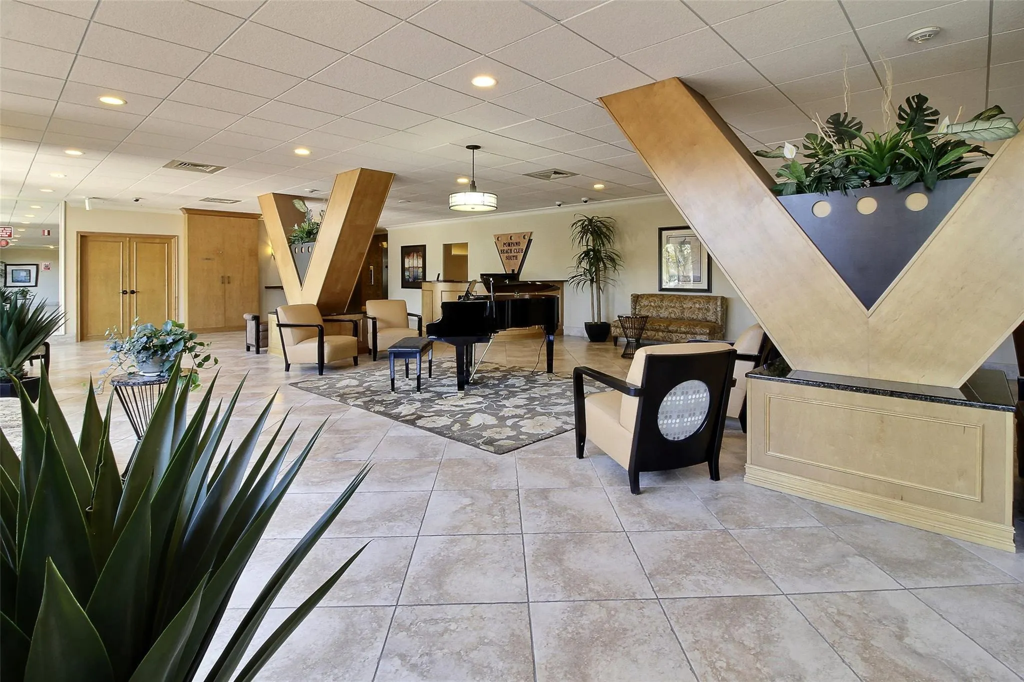 111 Briny Ave, #1814