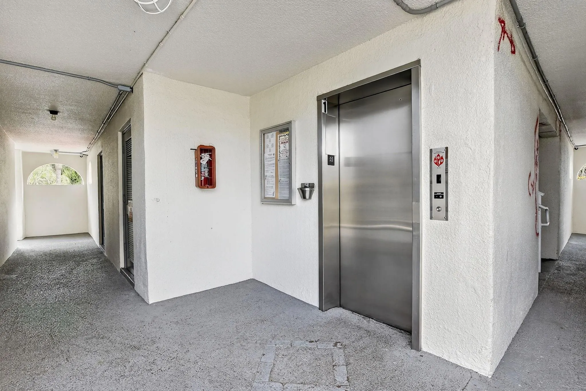 8100 Sunrise Lakes Blvd, #303