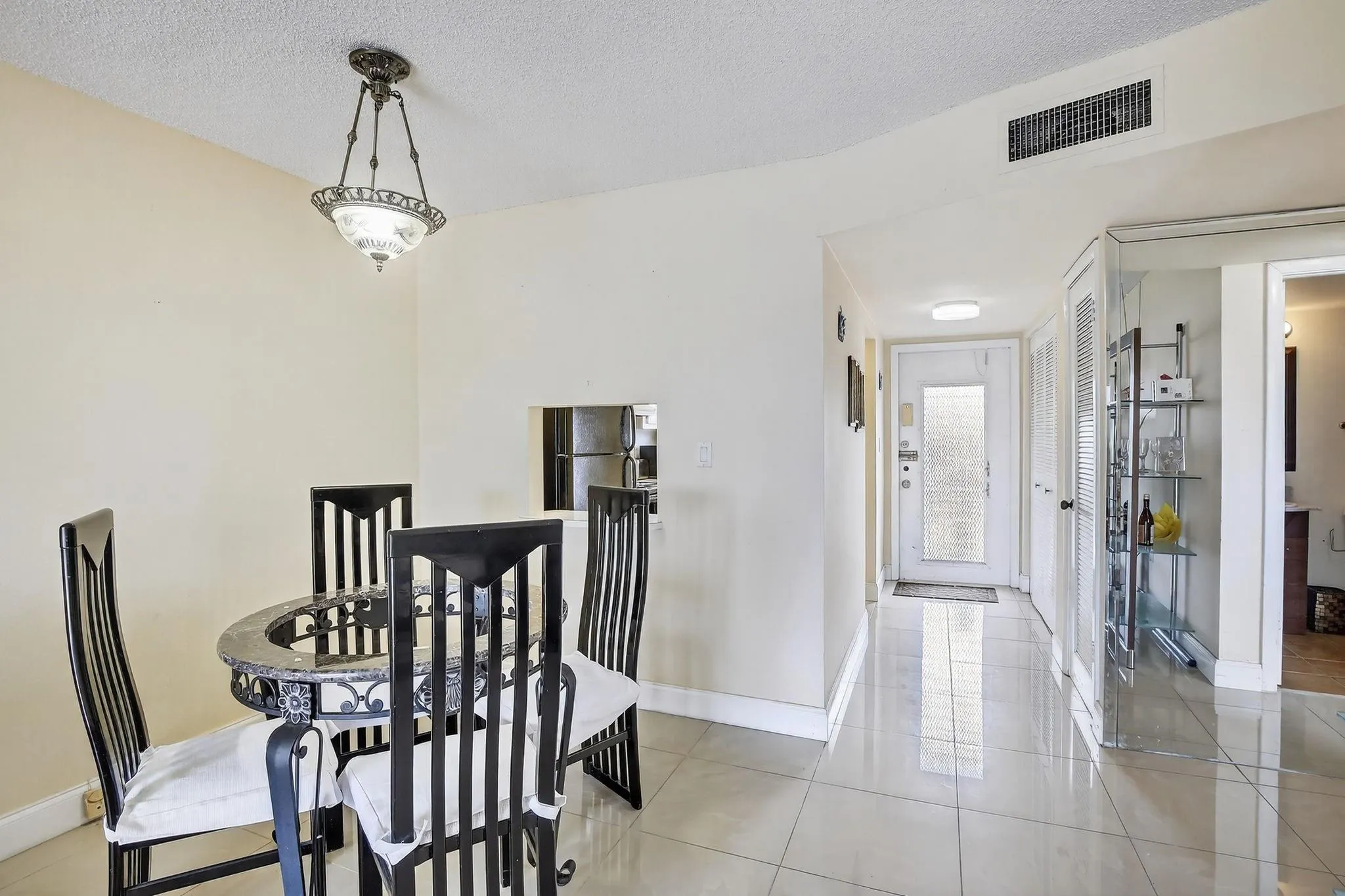 8100 Sunrise Lakes Blvd, #303