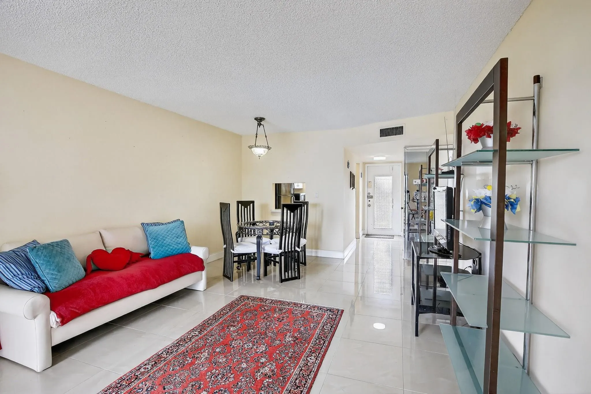 8100 Sunrise Lakes Blvd, #303