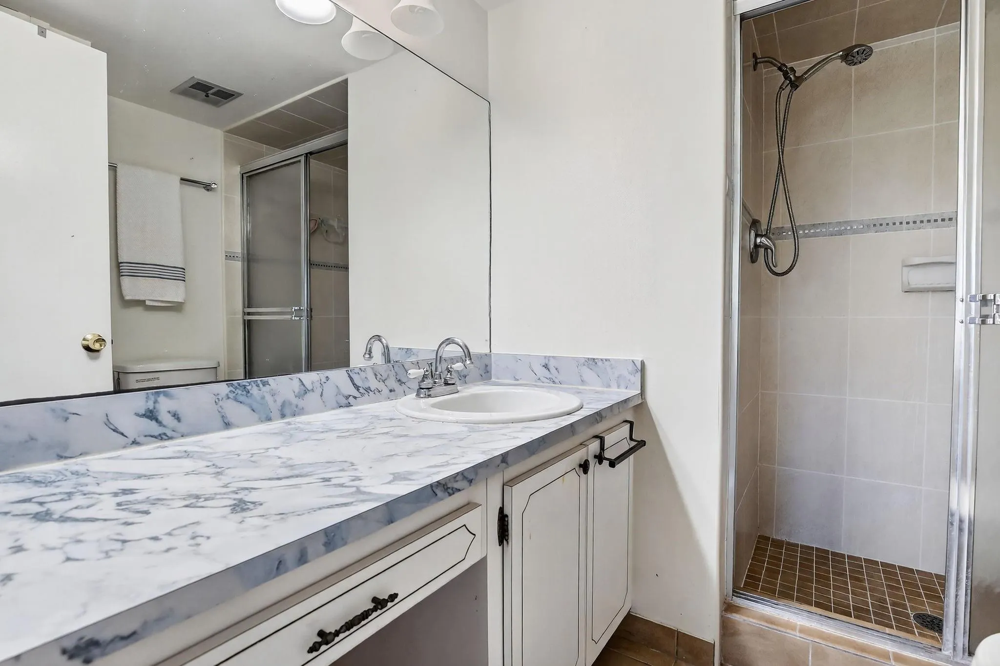 8100 Sunrise Lakes Blvd, #303