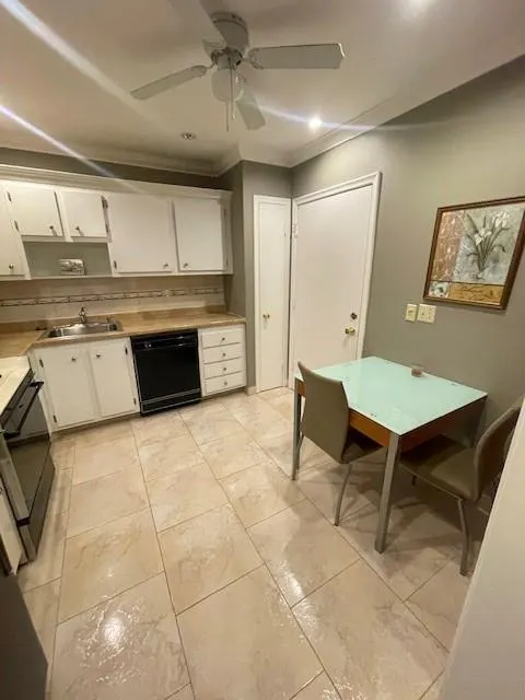 2061 NW 47th Ter, #2P