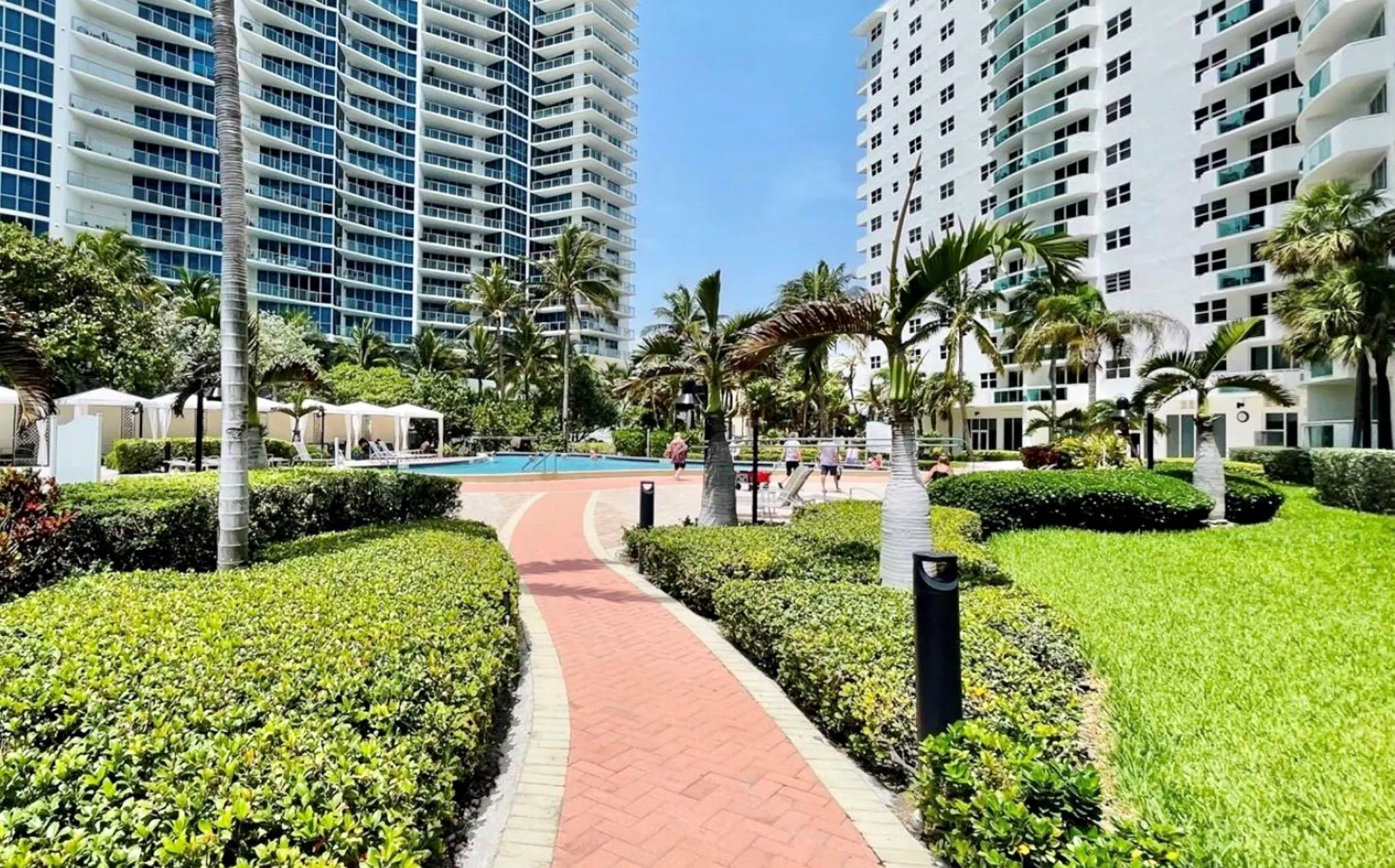 3001 S Ocean Dr, #207