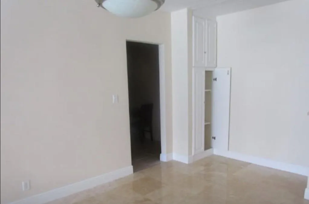 3001 S Ocean Dr, #207