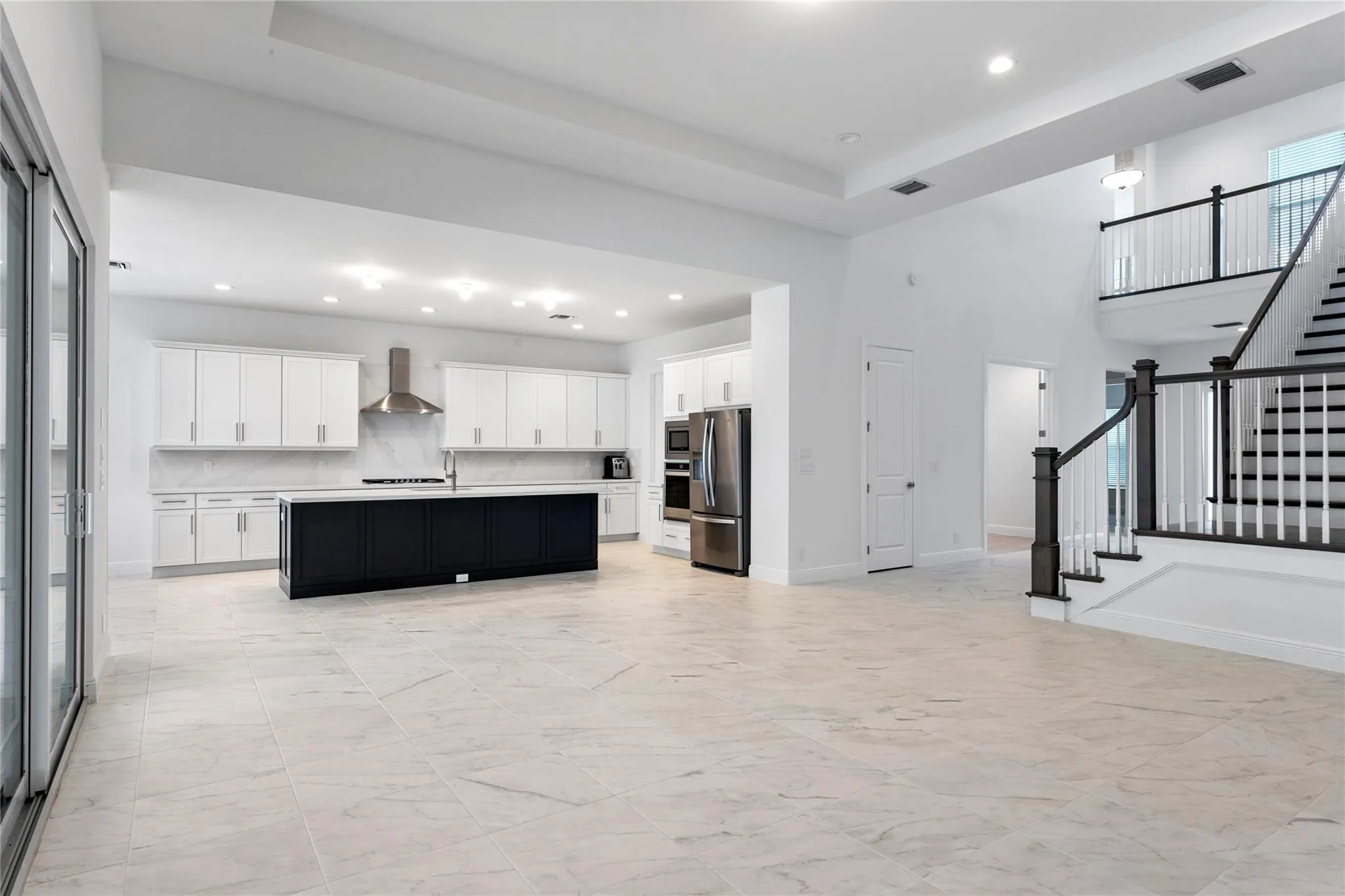 9224 Crestview Cir