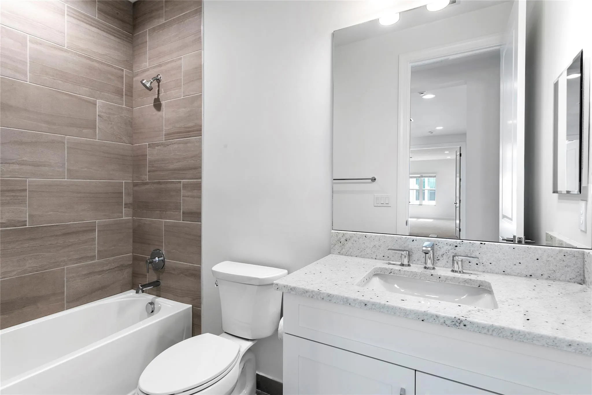 9224 Crestview Cir