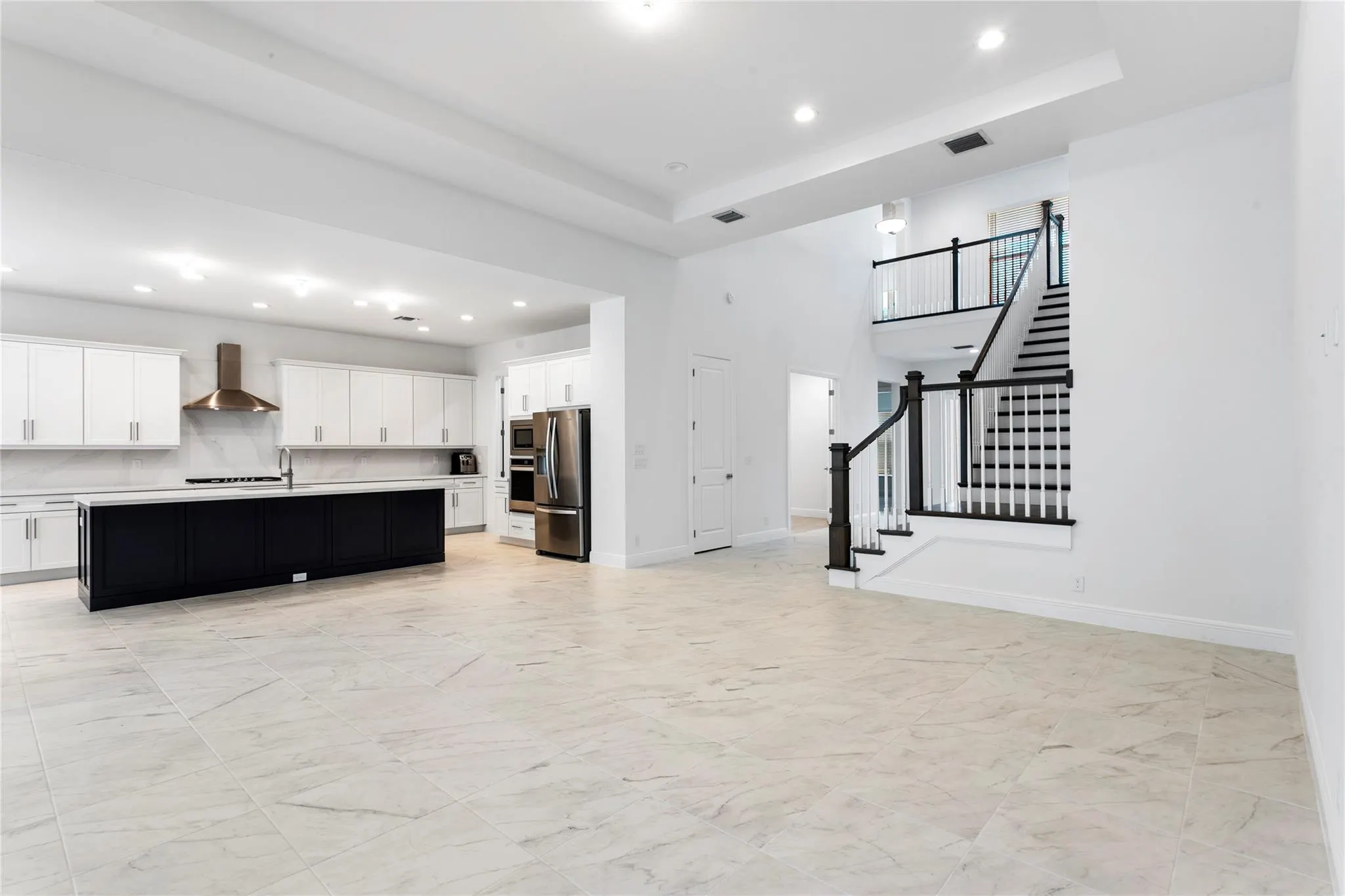 9224 Crestview Cir