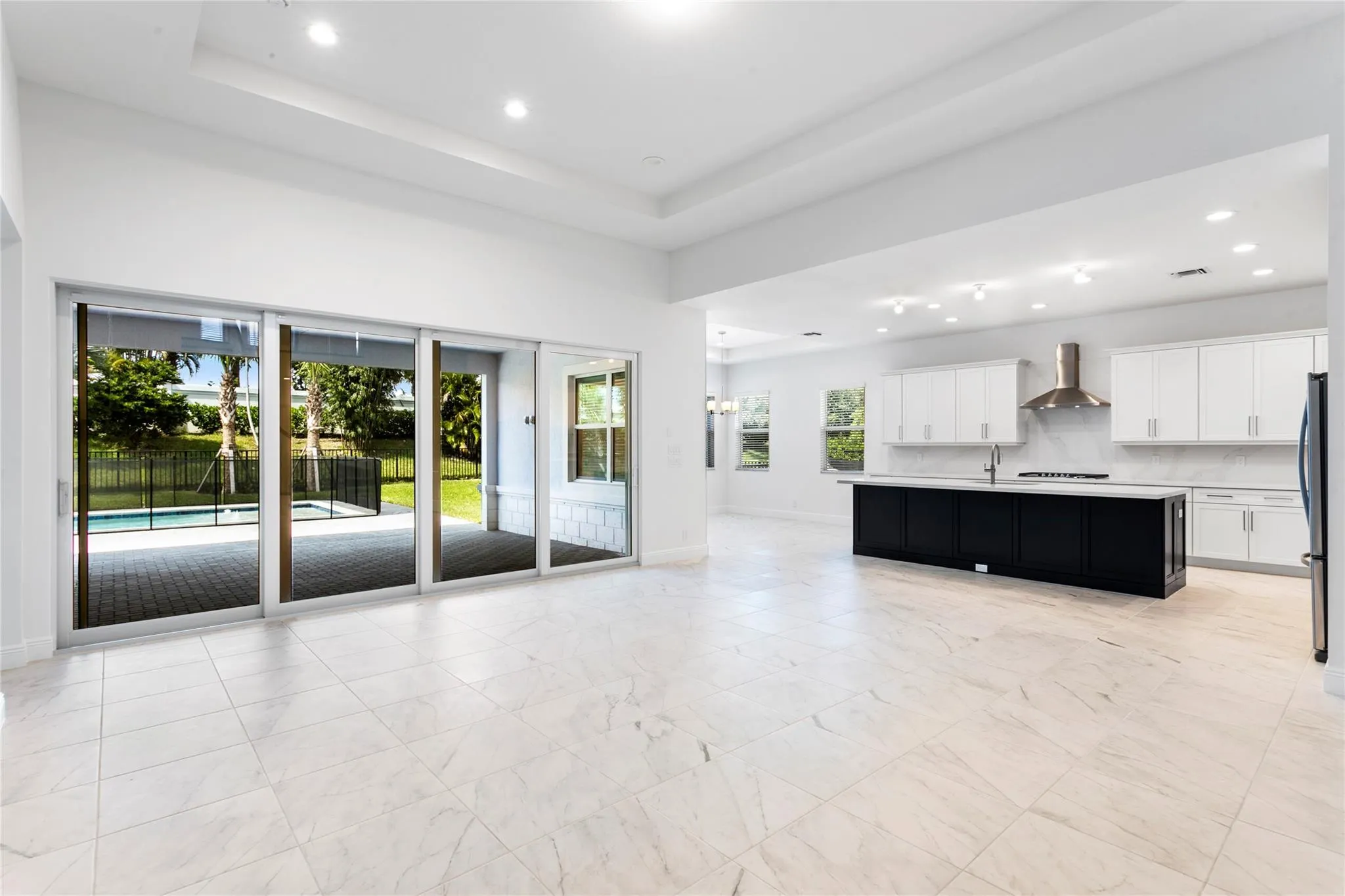 9224 Crestview Cir