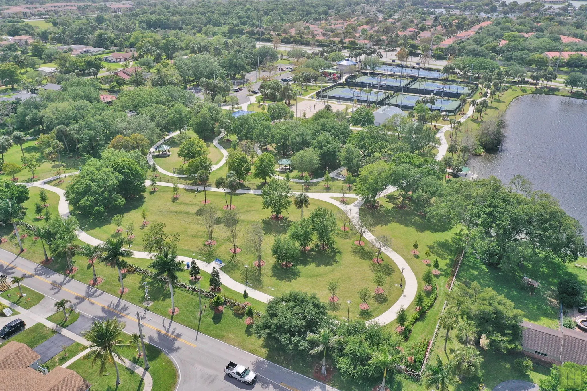801 NW 45th Ave