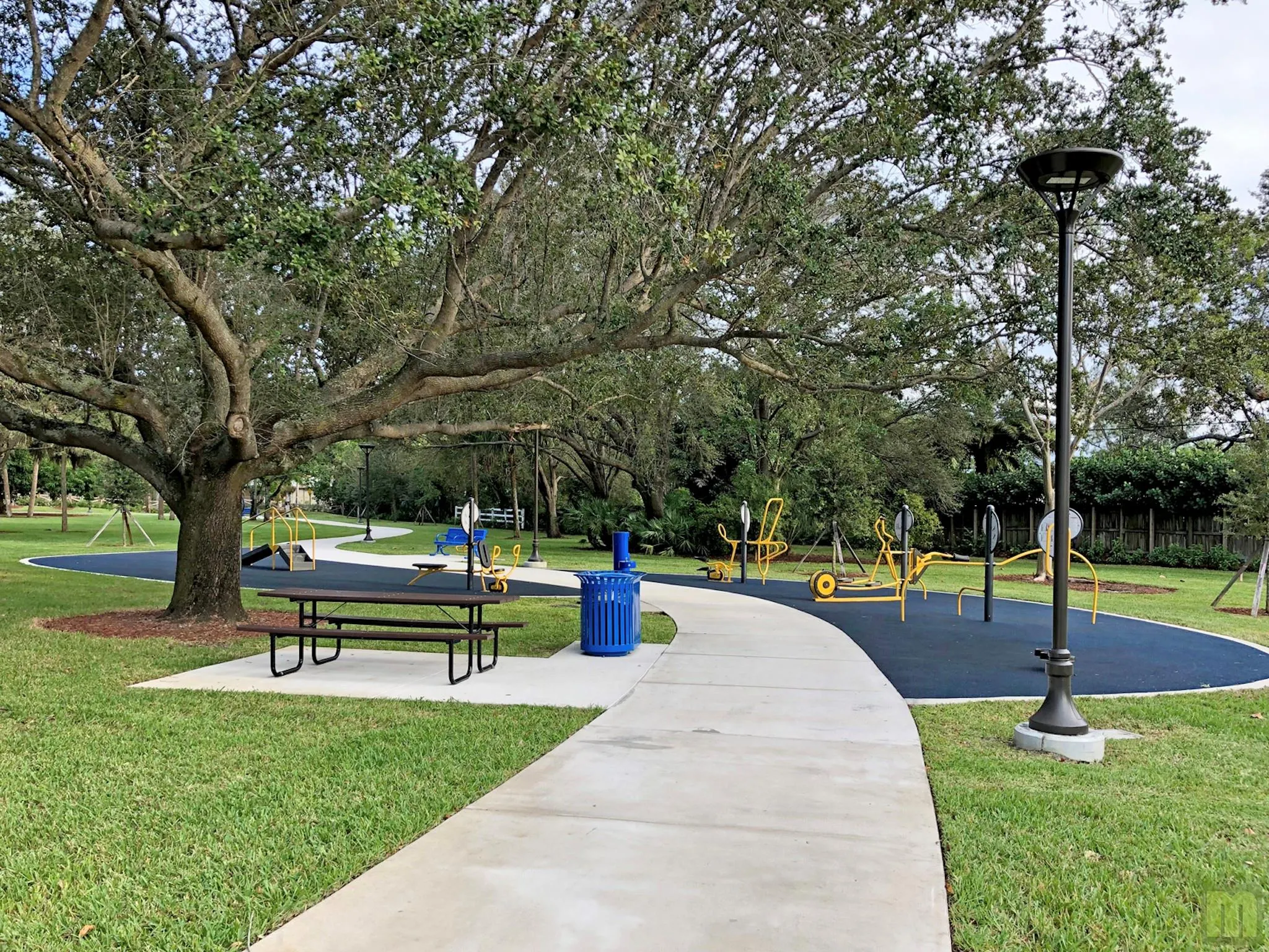 801 NW 45th Ave