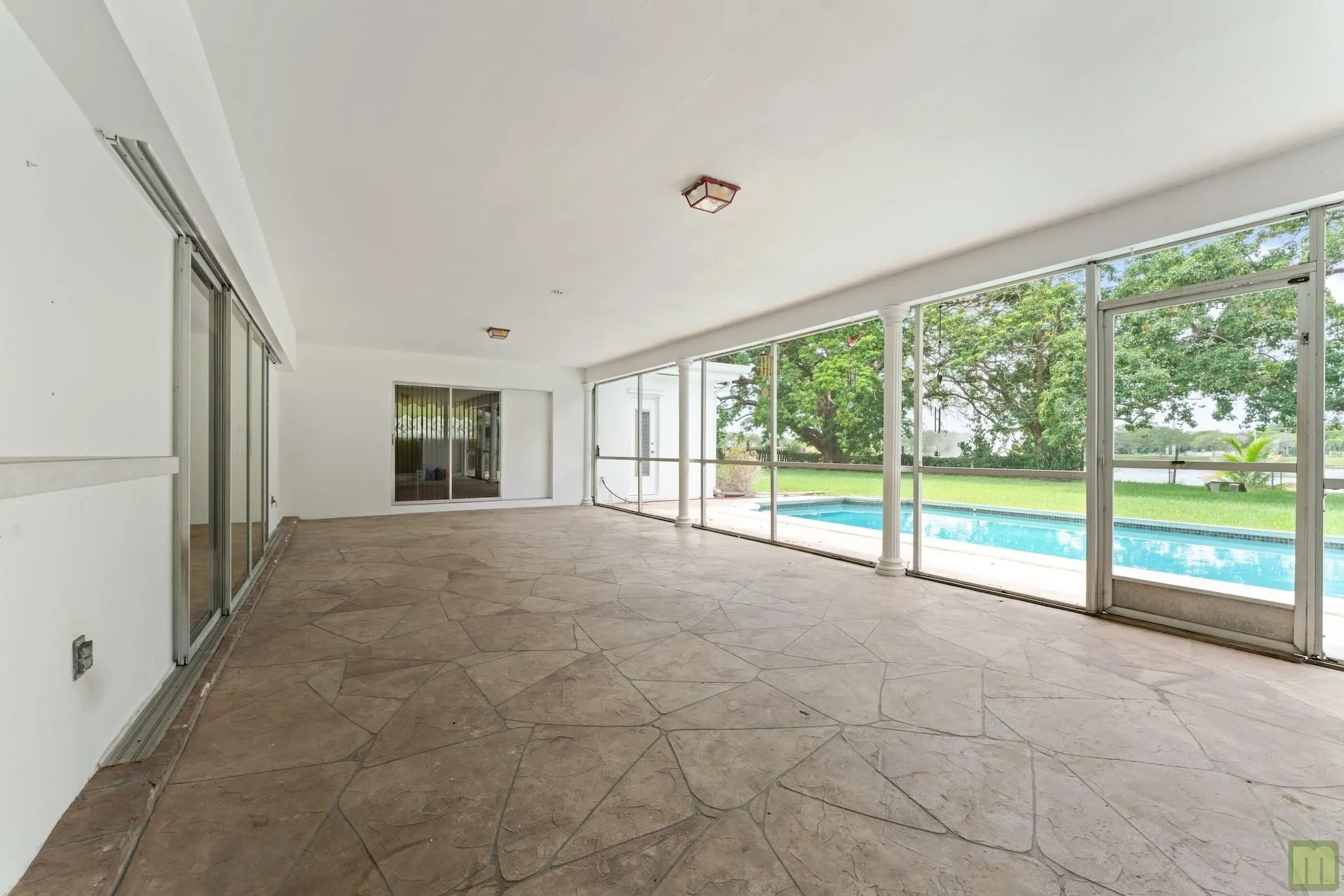 801 NW 45th Ave