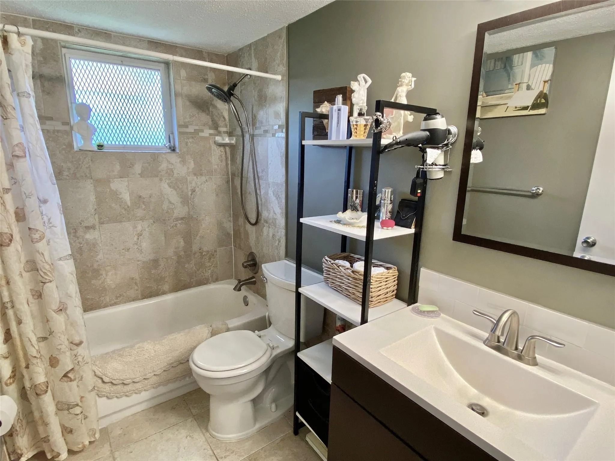 108 NE 20th Avenue, #101