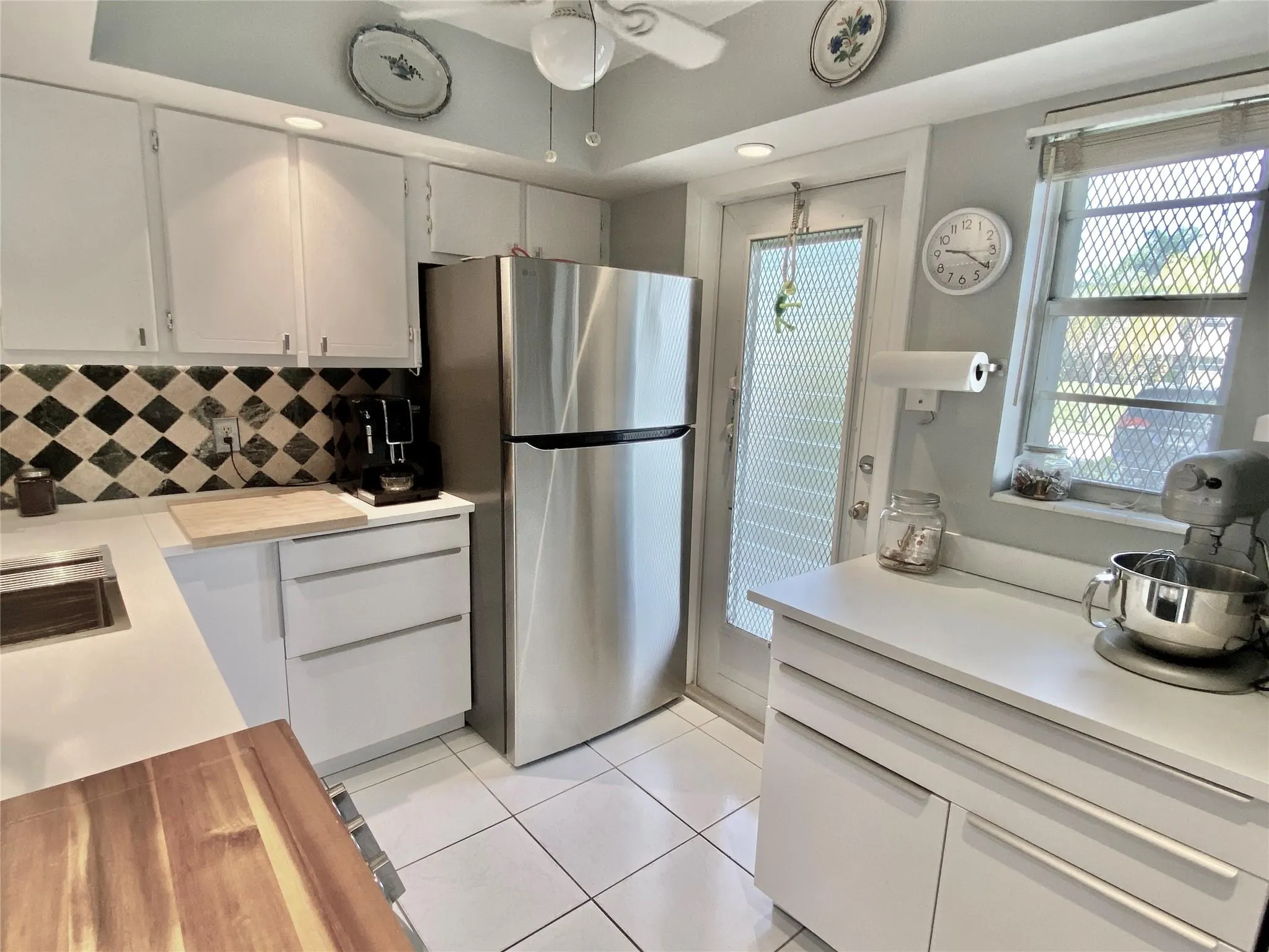 108 NE 20th Avenue, #101