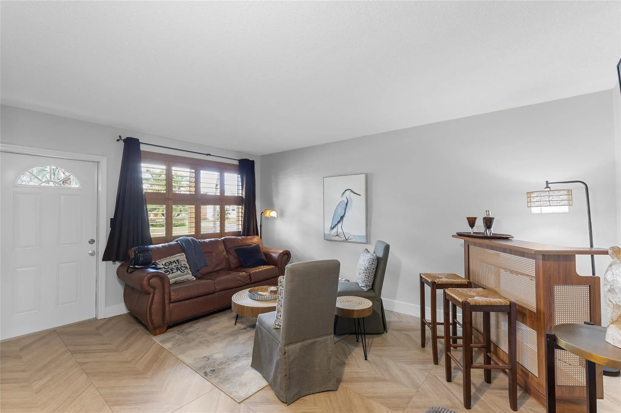 30 SE 13th St, #A6
