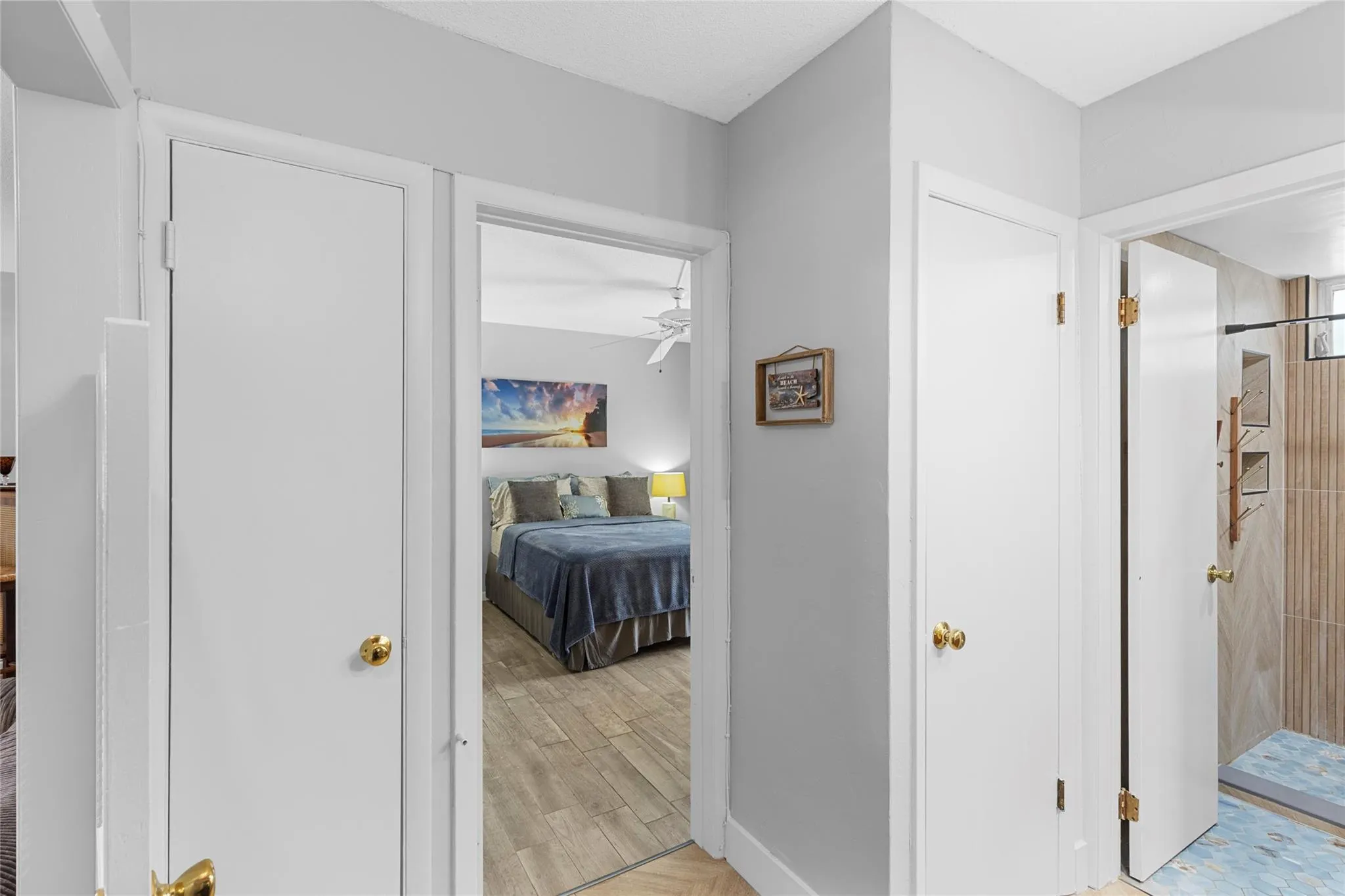 30 SE 13th St, #A6