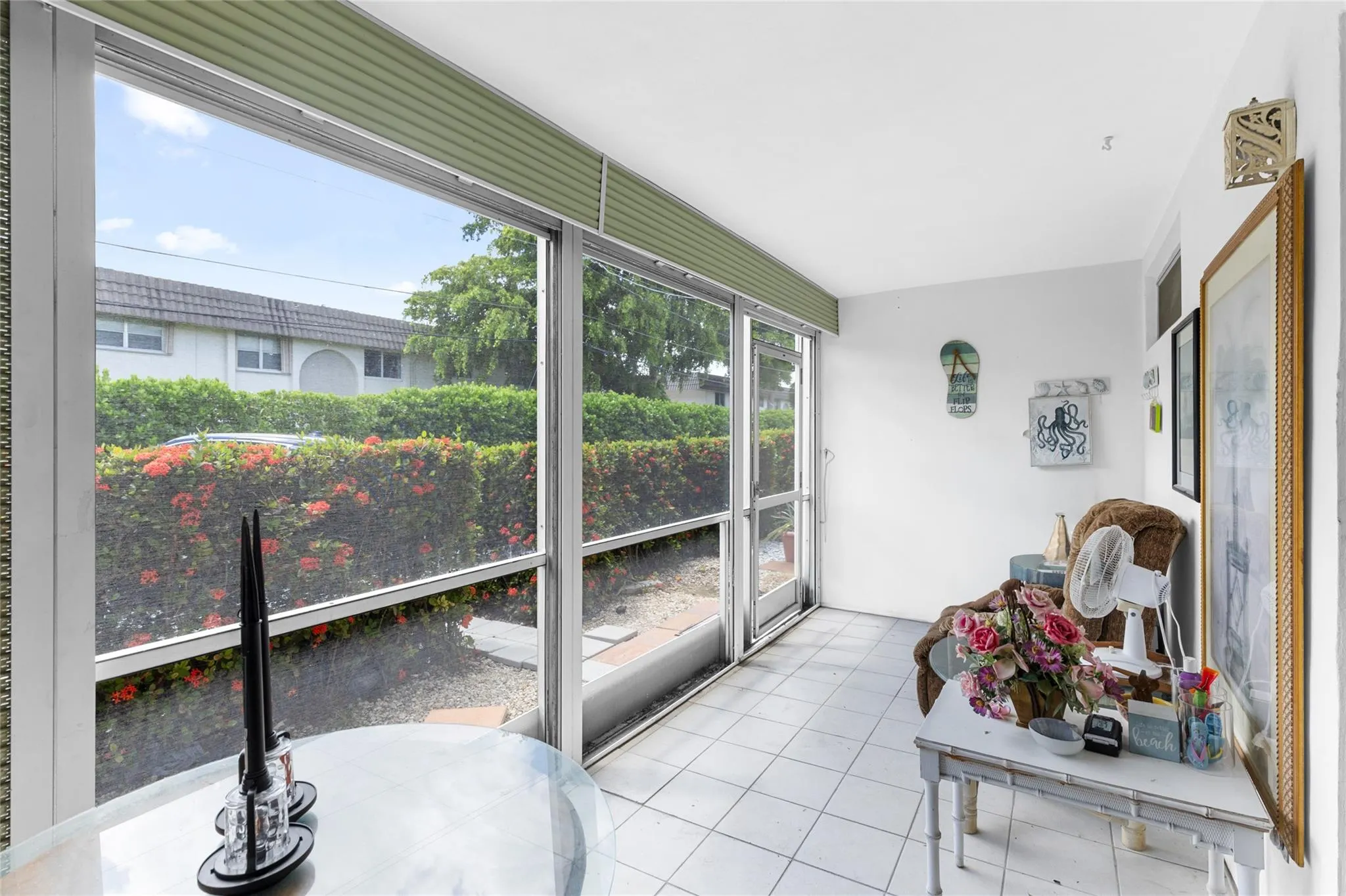 30 SE 13th St, #A6