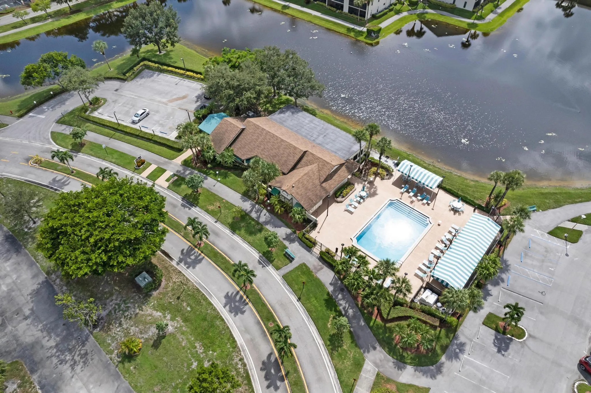 7843 Willow Spring Drive, #612