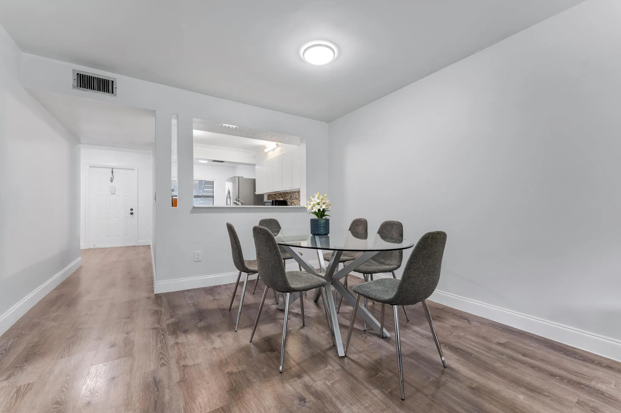 7843 Willow Spring Drive, #612