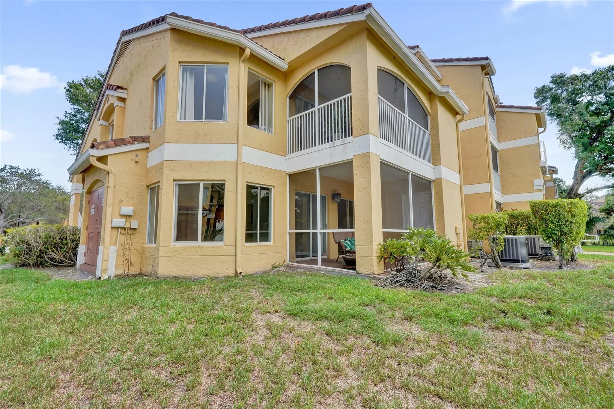 2371 NW 33rd St, #706