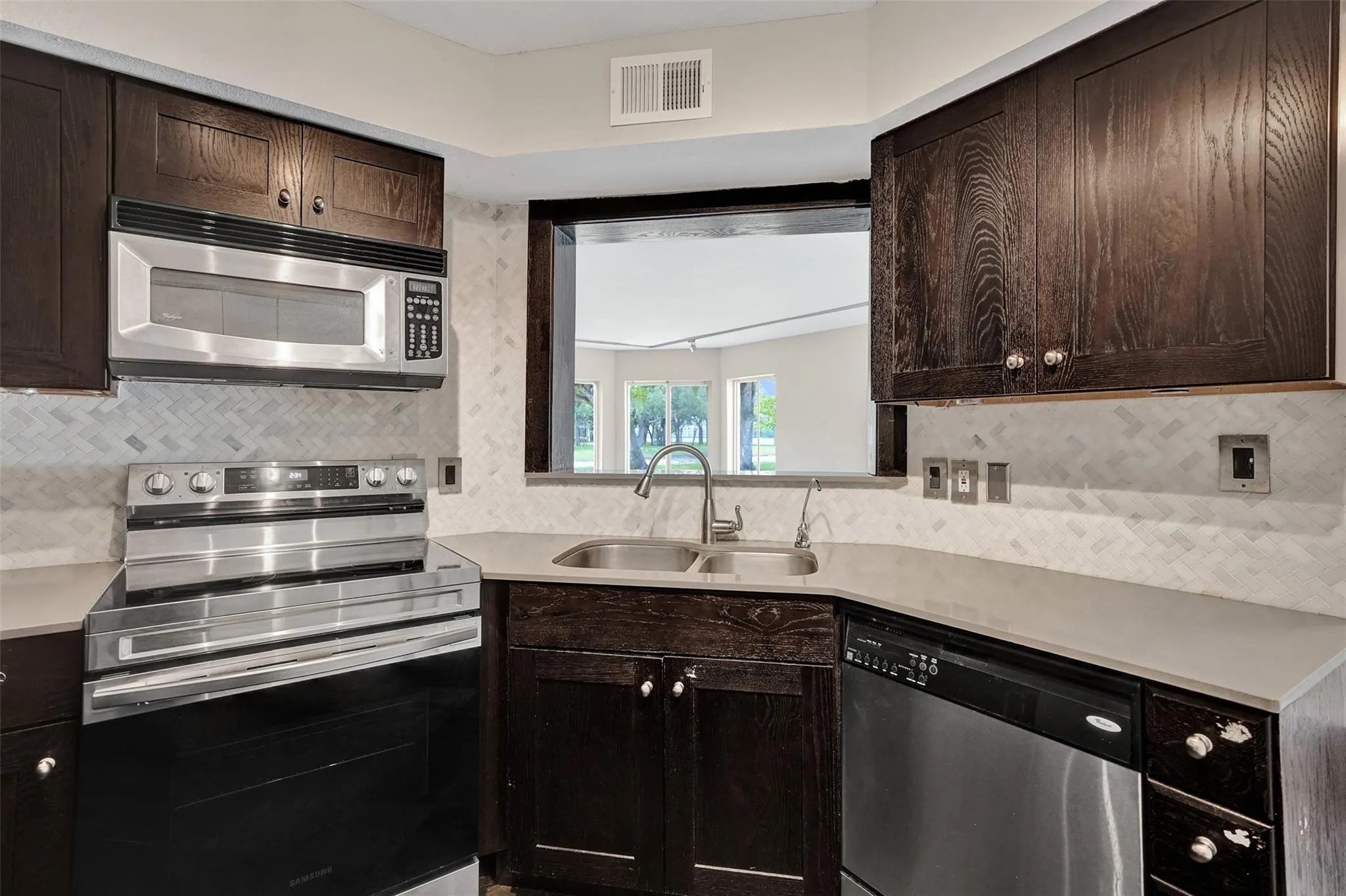 2371 NW 33rd St, #706