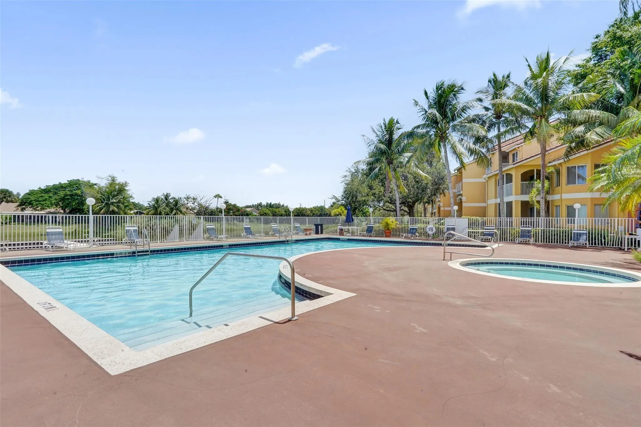 2371 NW 33rd St, #706