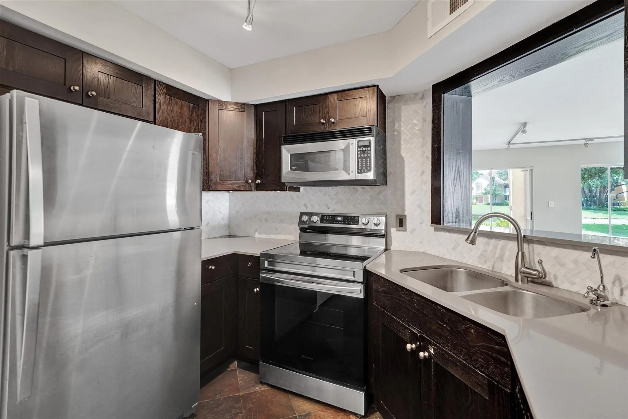 2371 NW 33rd St, #706