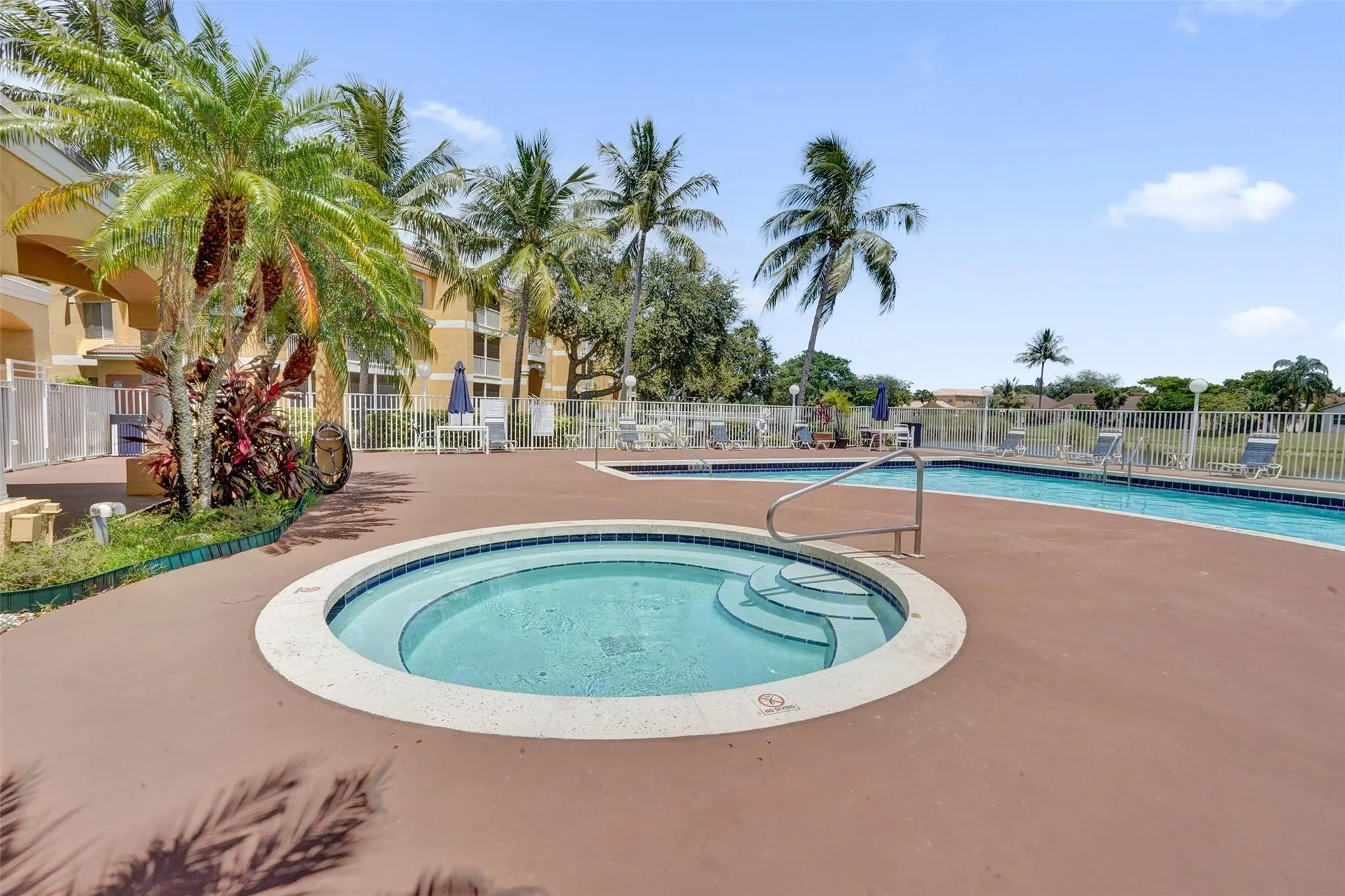 2371 NW 33rd St, #706