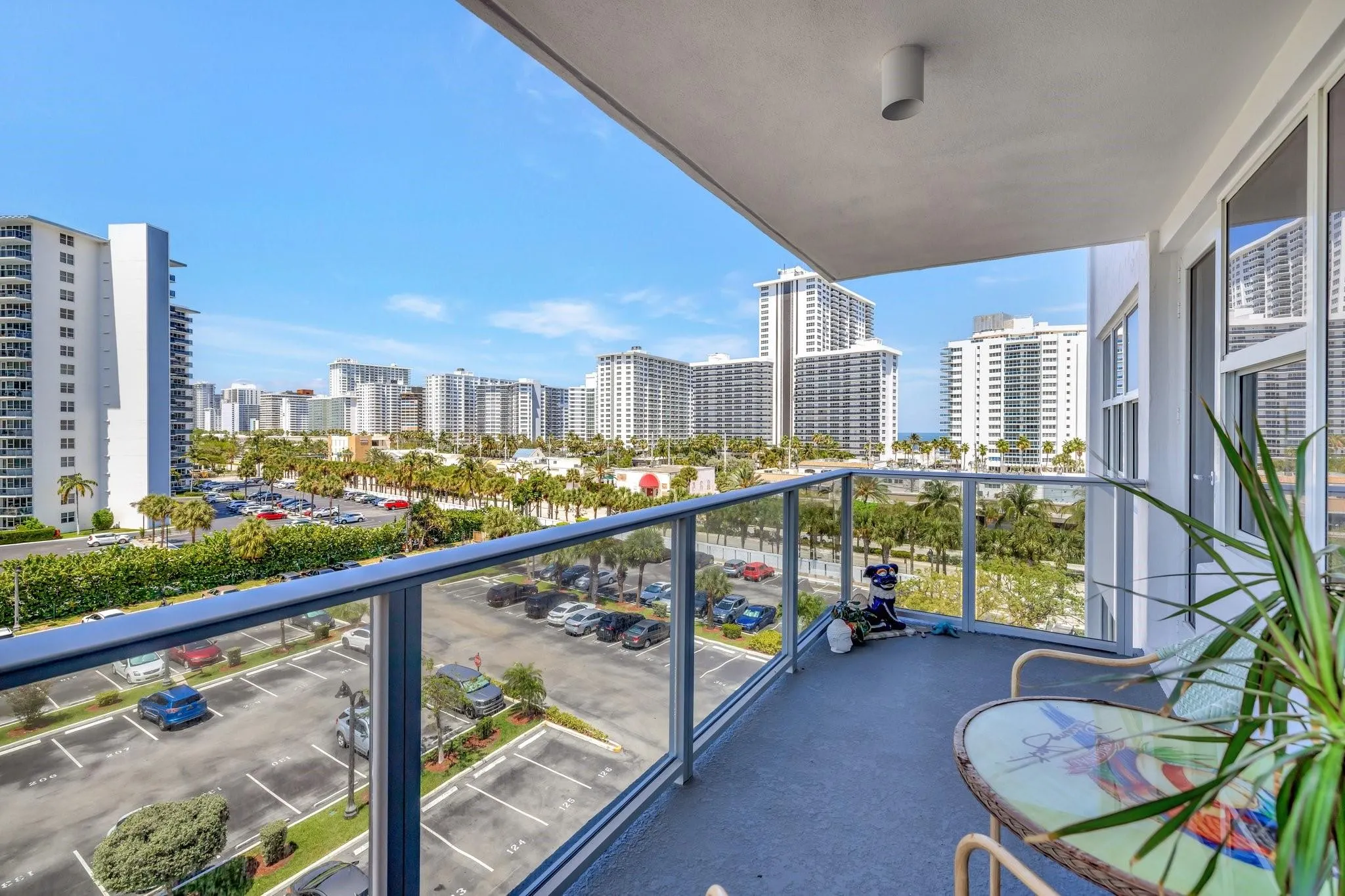3333 NE 34th St, #608
