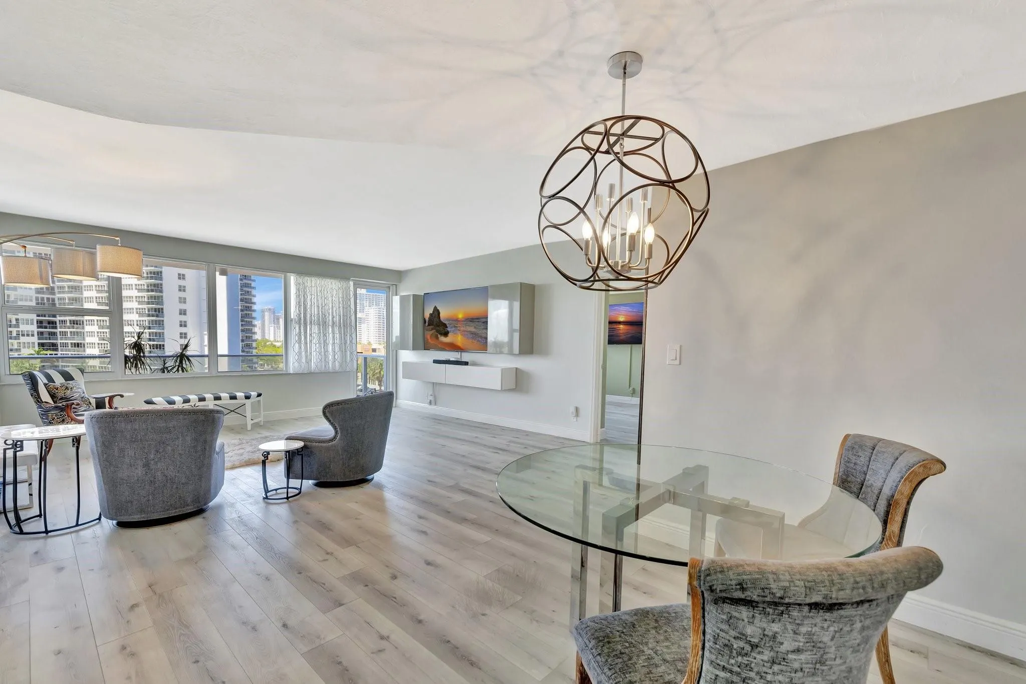 3333 NE 34th St, #608