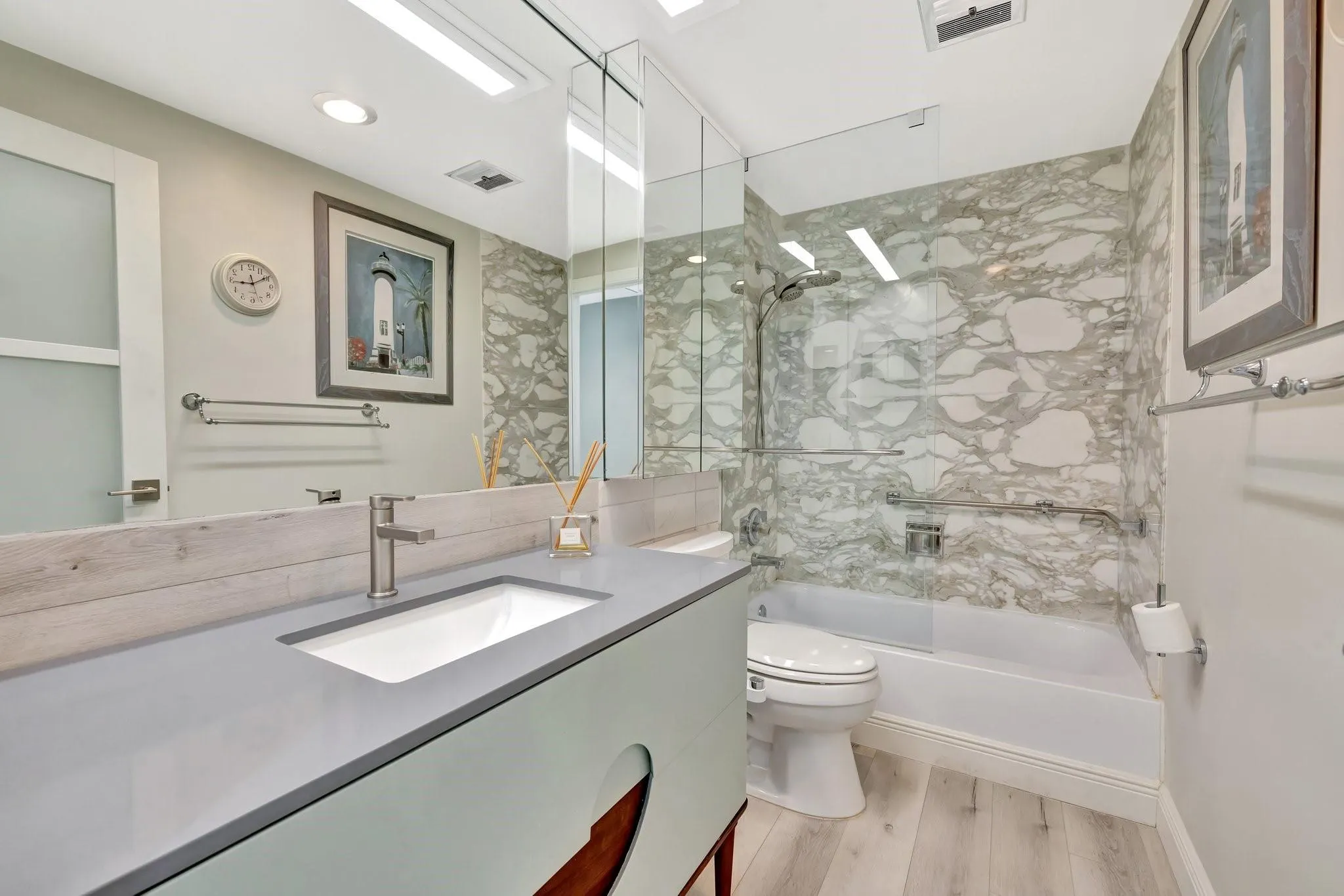3333 NE 34th St, #608