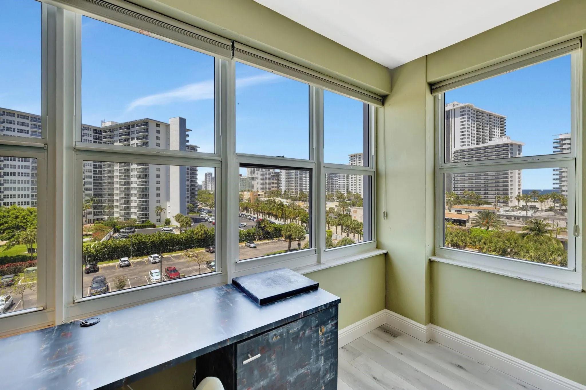 3333 NE 34th St, #608