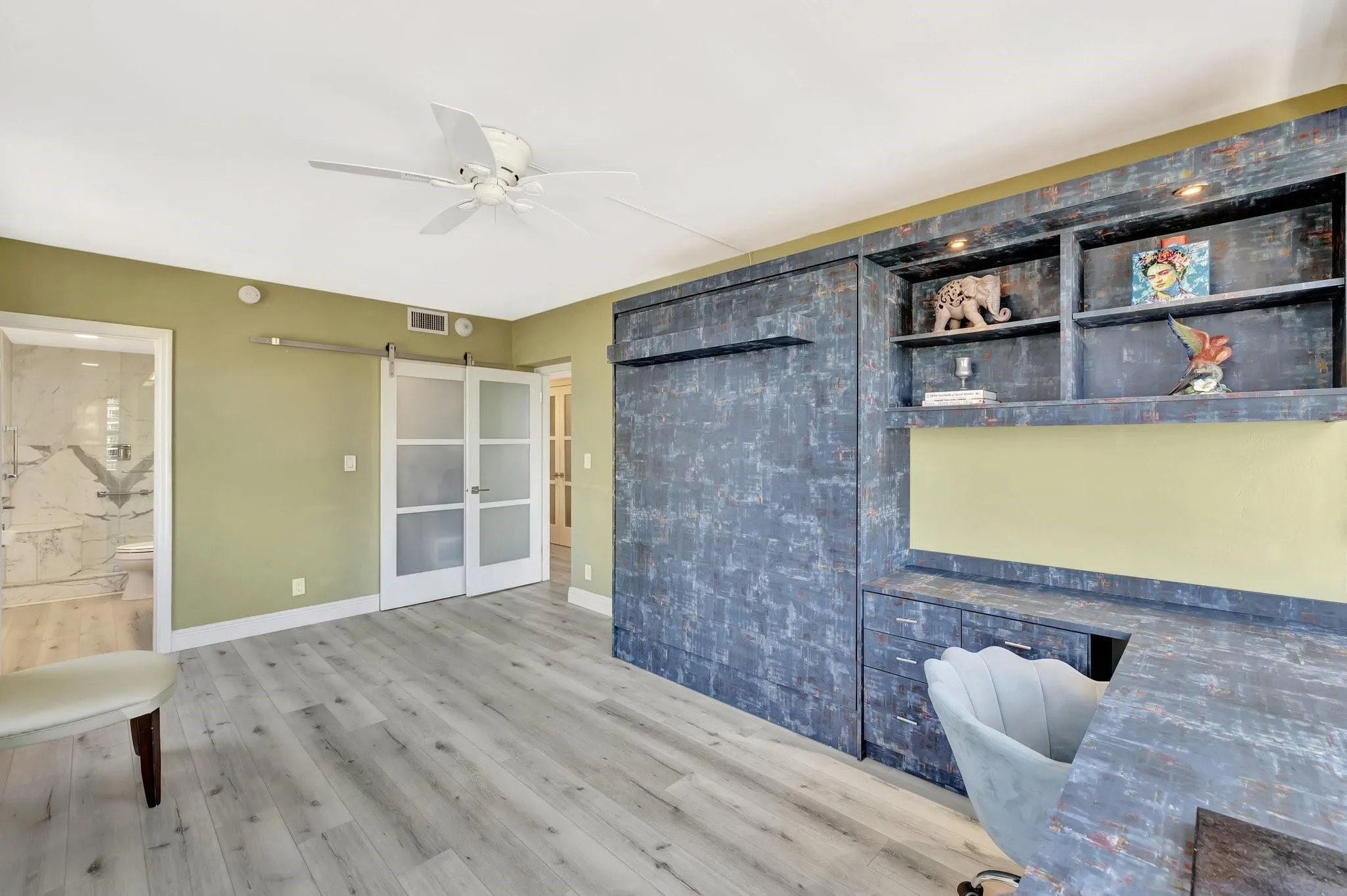 3333 NE 34th St, #608