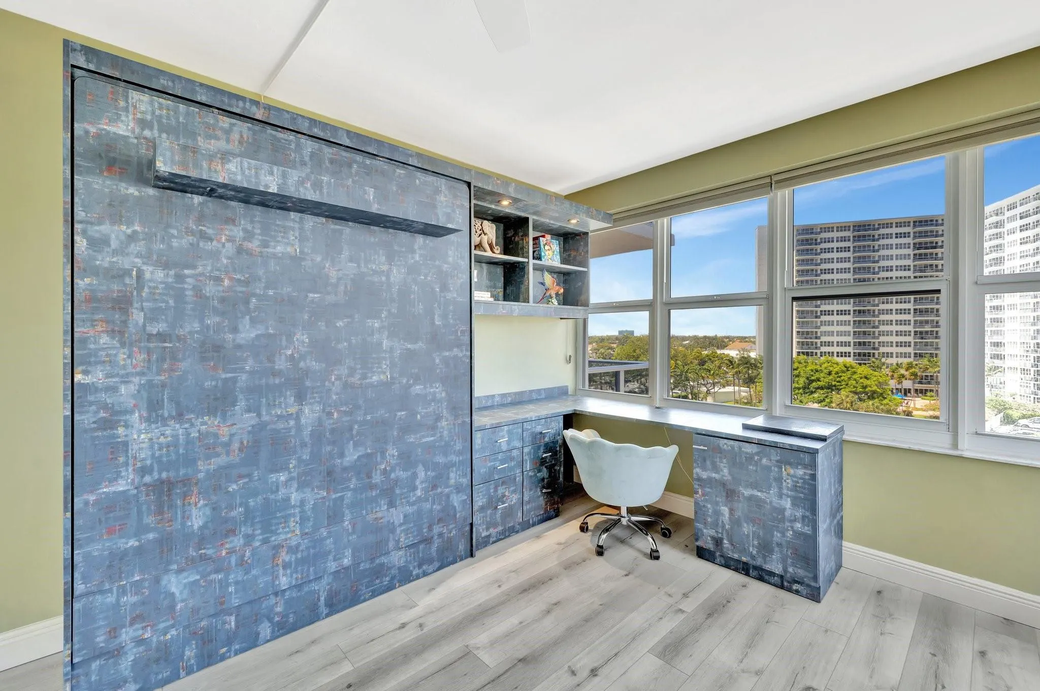 3333 NE 34th St, #608