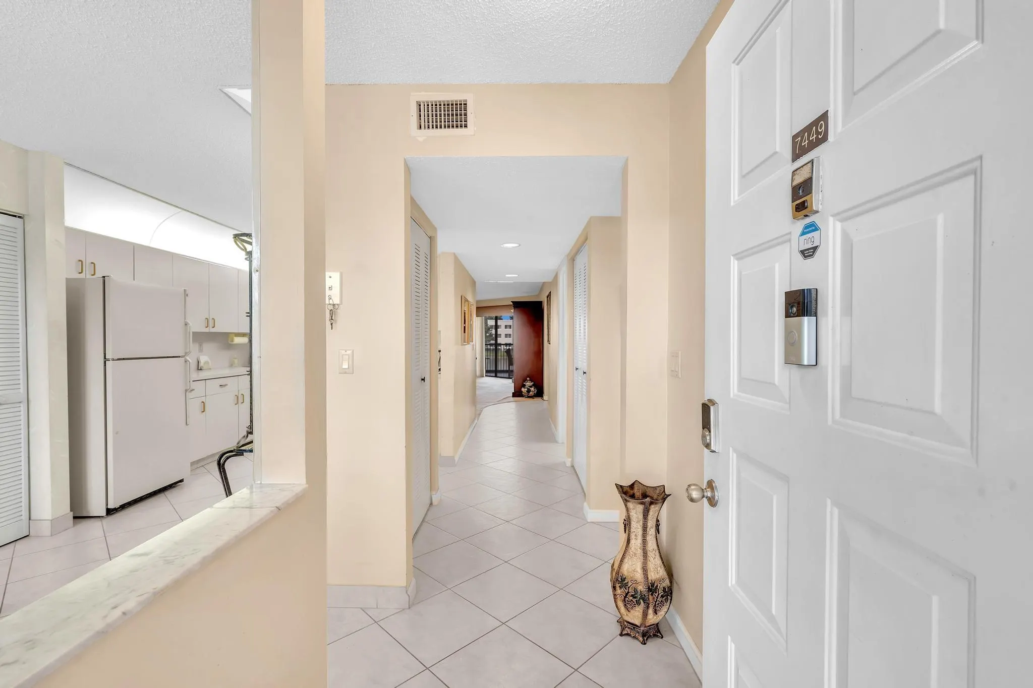 7449 Fairfax Dr, #211