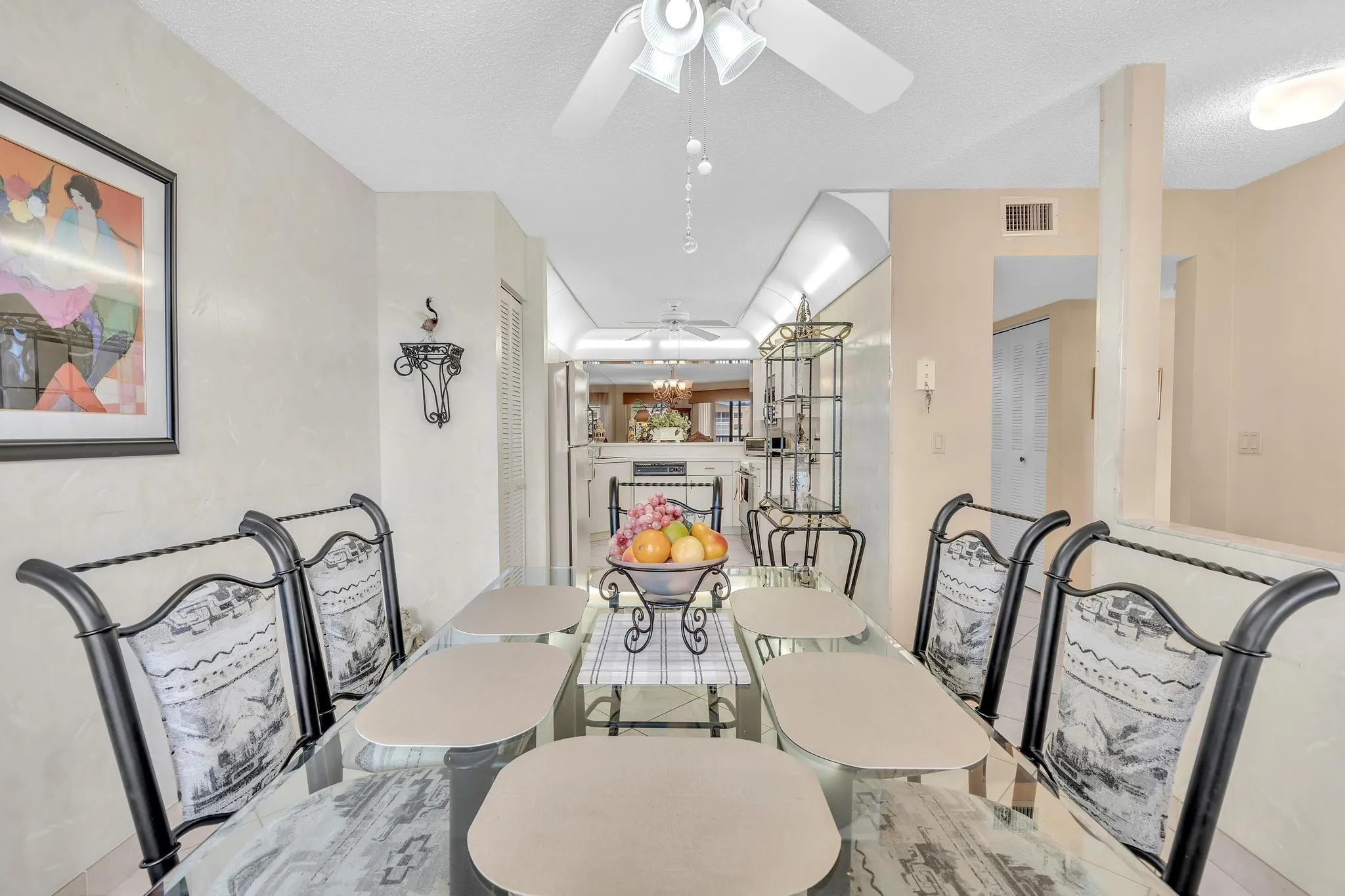 7449 Fairfax Dr, #211