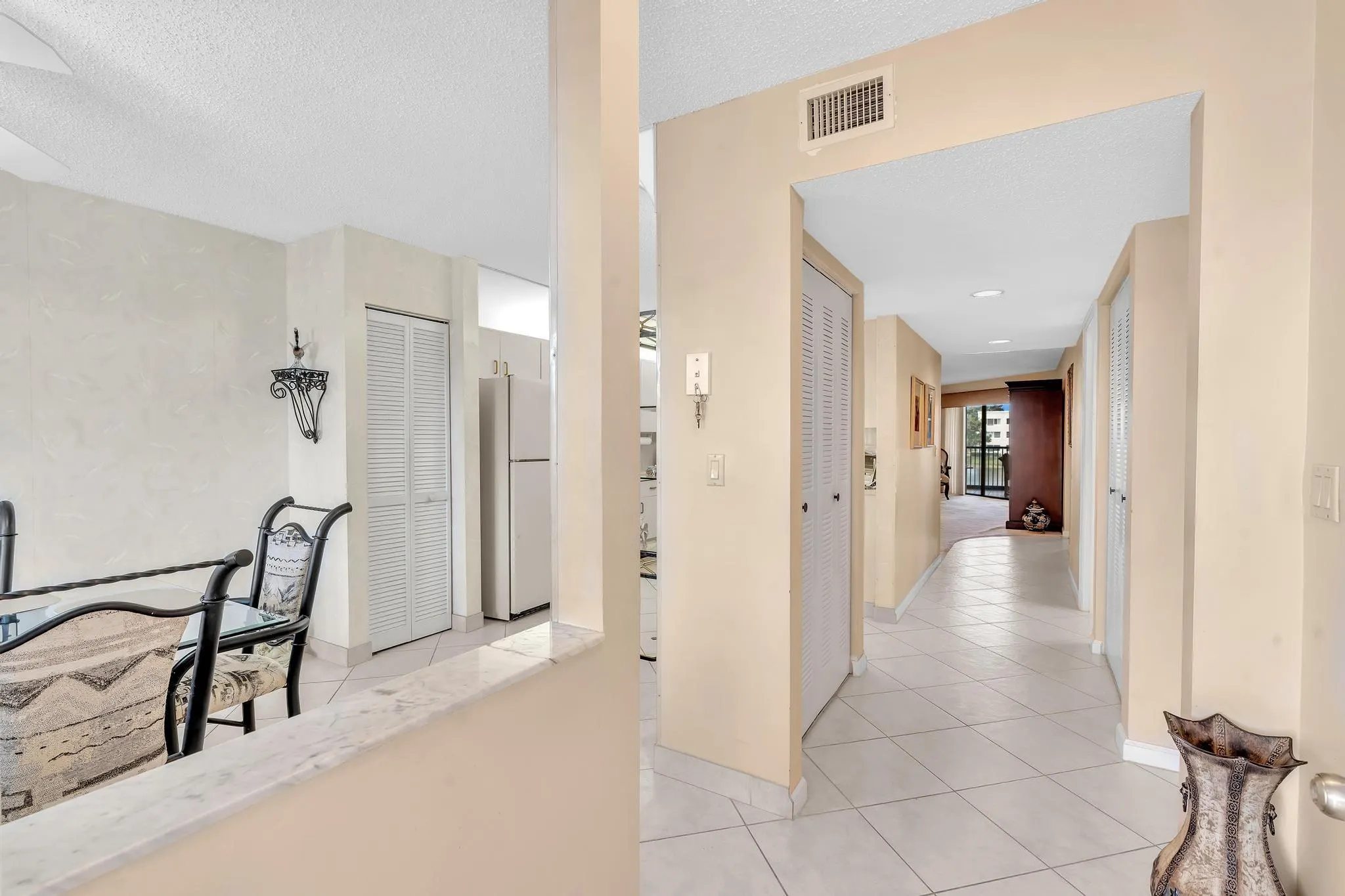 7449 Fairfax Dr, #211