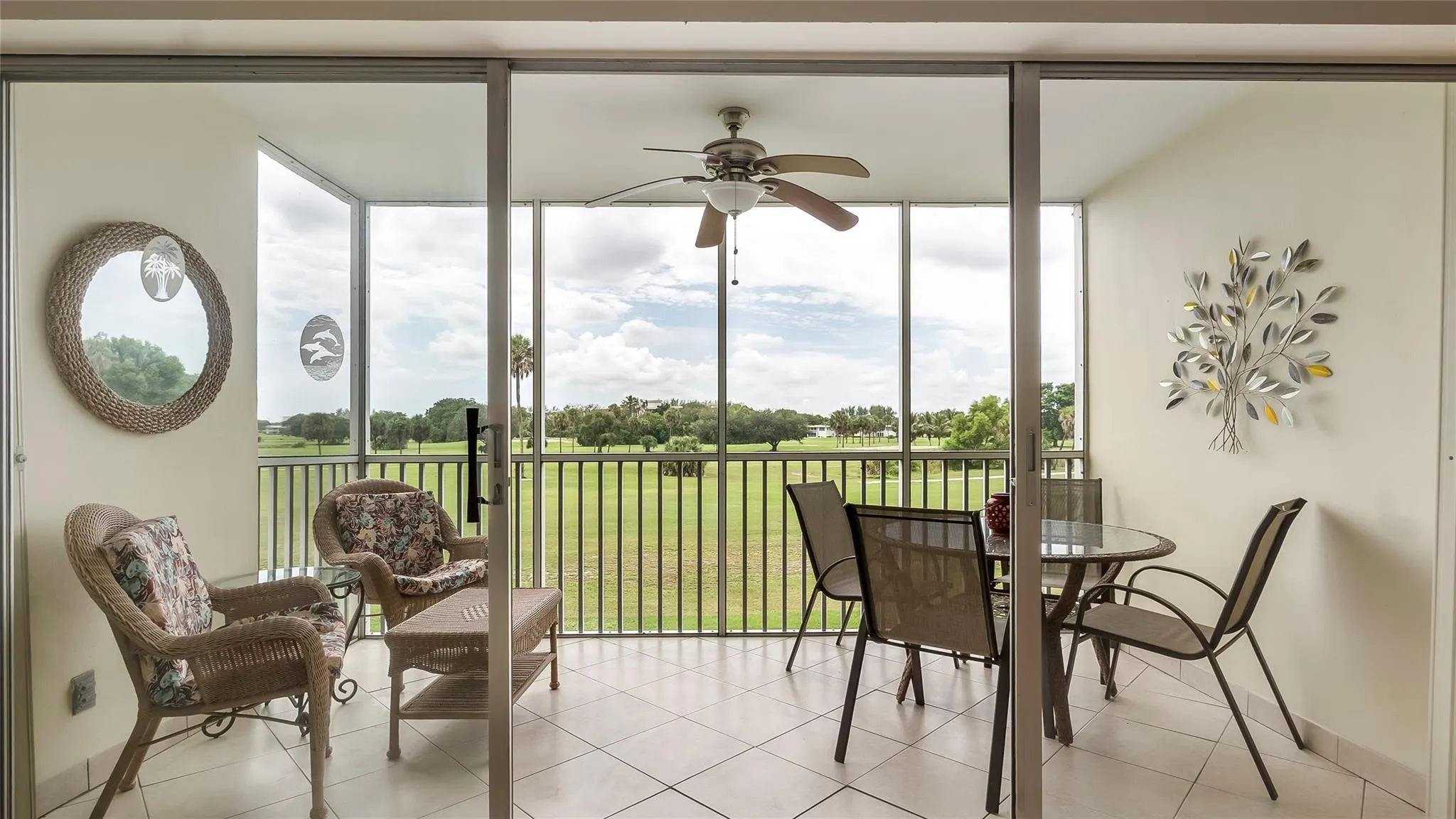 2950 N Palm Aire Dr, #206