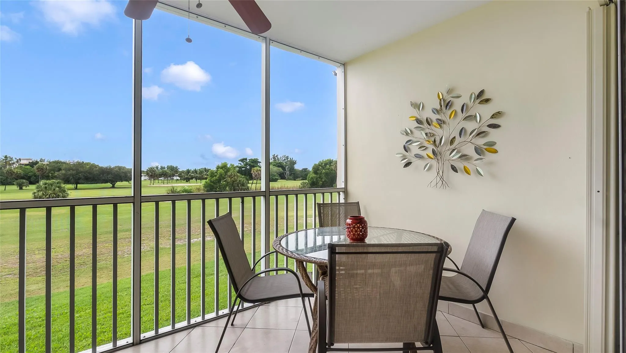 2950 N Palm Aire Dr, #206