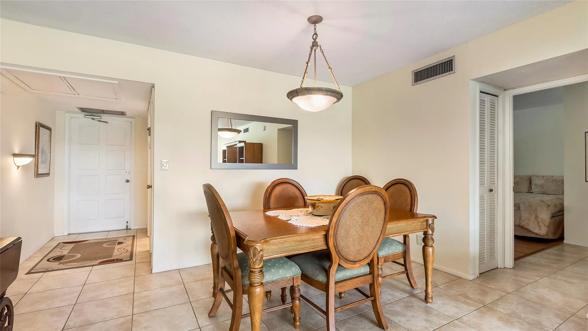 2950 N Palm Aire Dr, #206