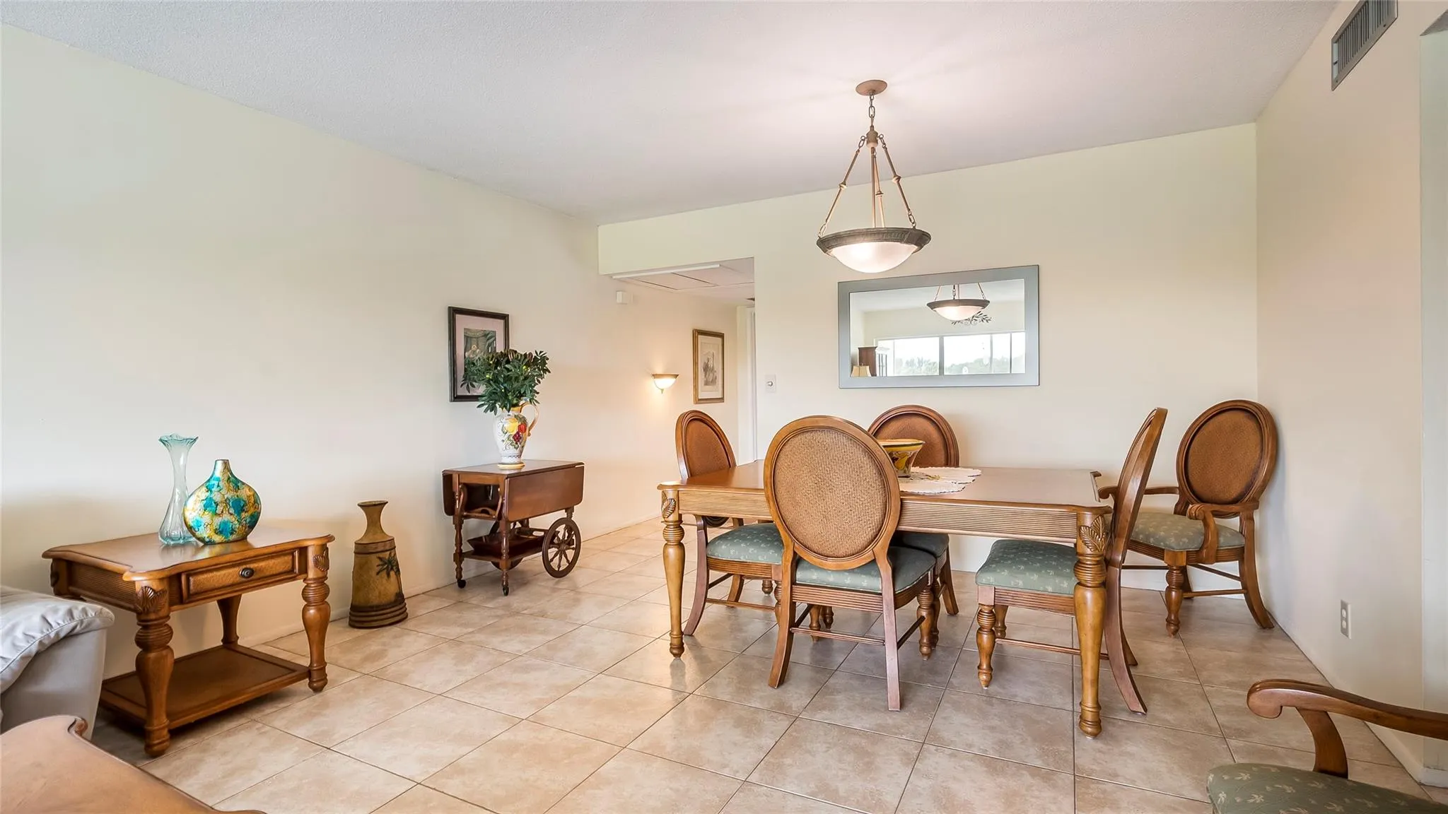2950 N Palm Aire Dr, #206