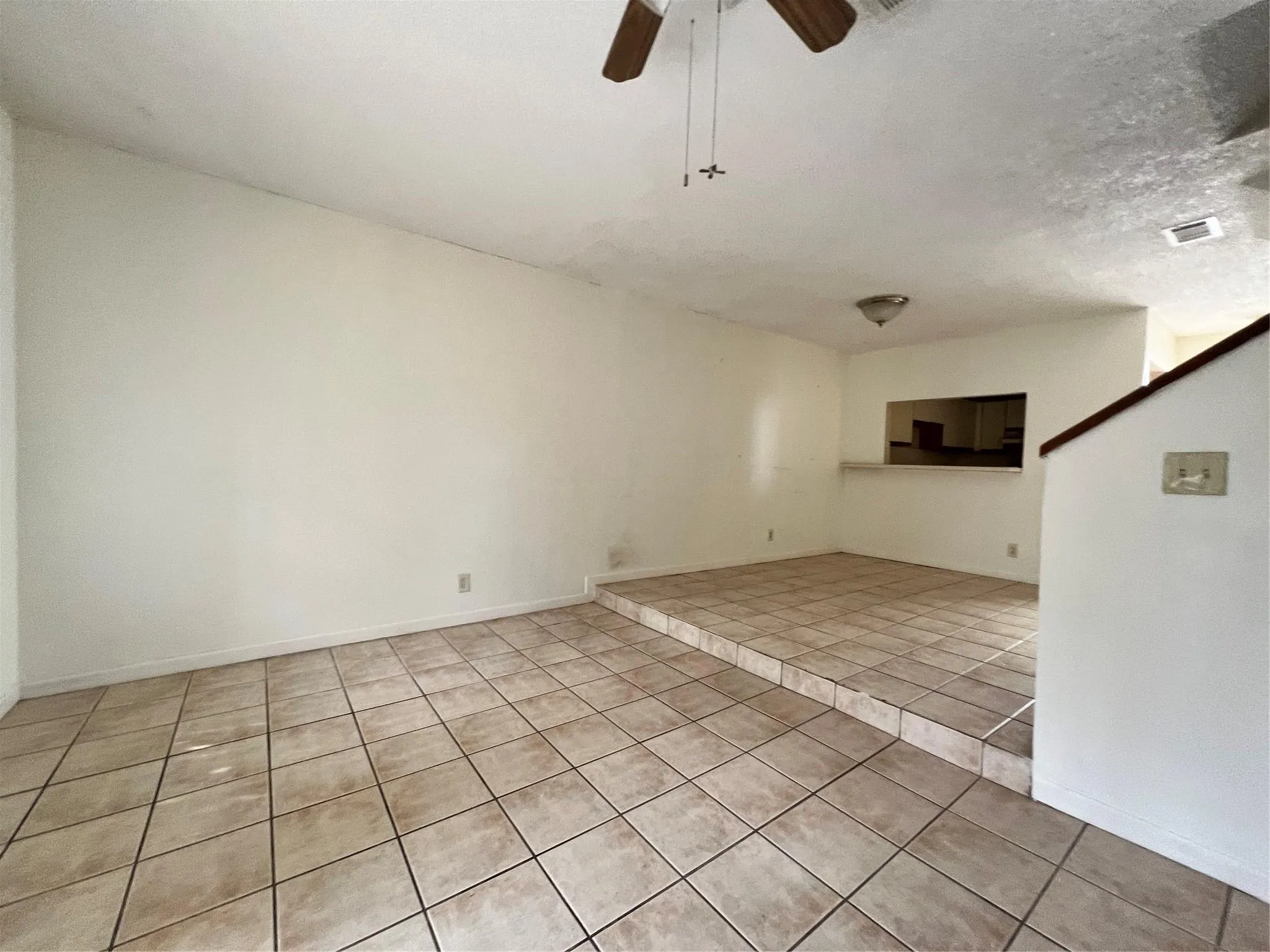 10605 Royal Palm Blvd