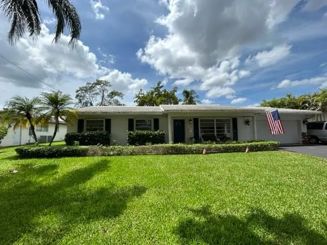 1101 NW 74th Ter