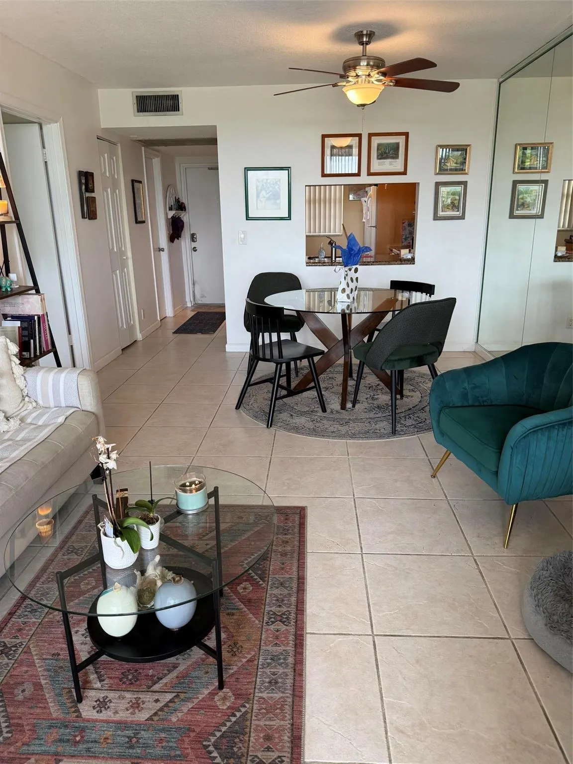 9230 Lagoon Pl, #408