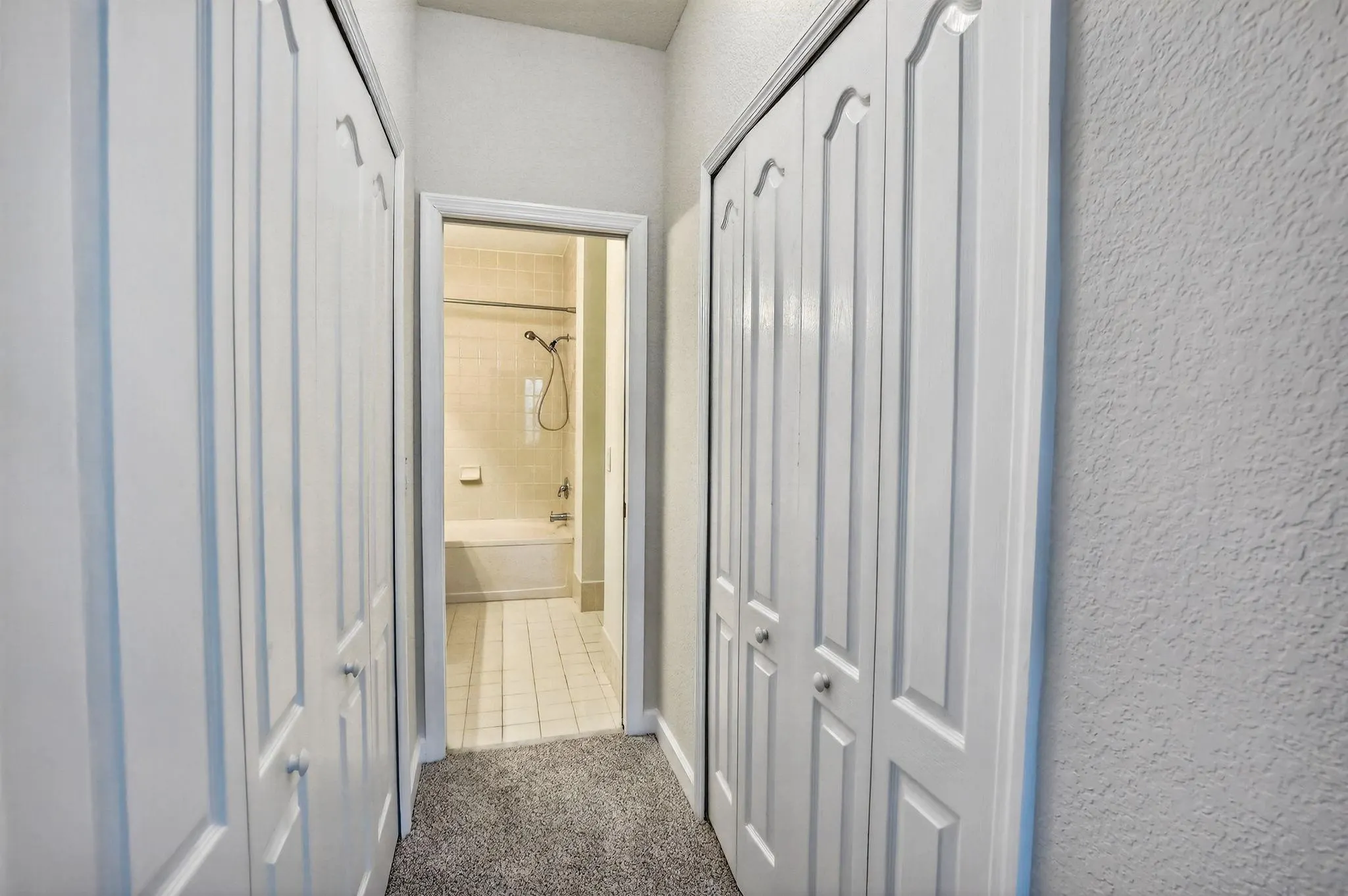 110 Jacaranda Country Club Dr, #104