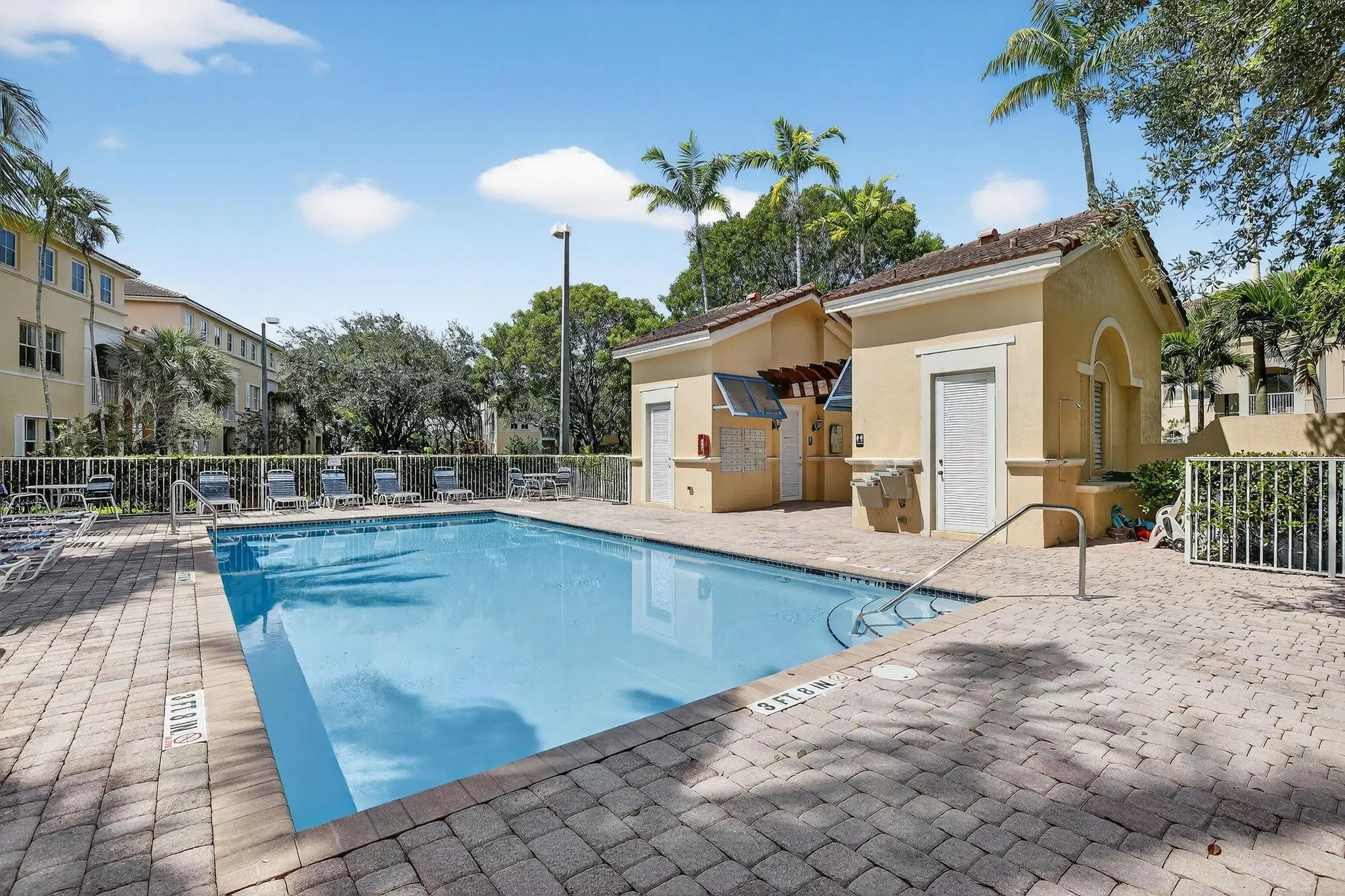 110 Jacaranda Country Club Dr, #104