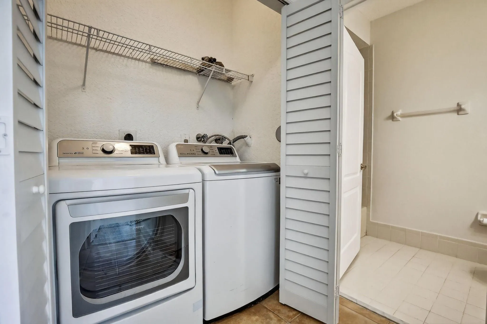 110 Jacaranda Country Club Dr, #104