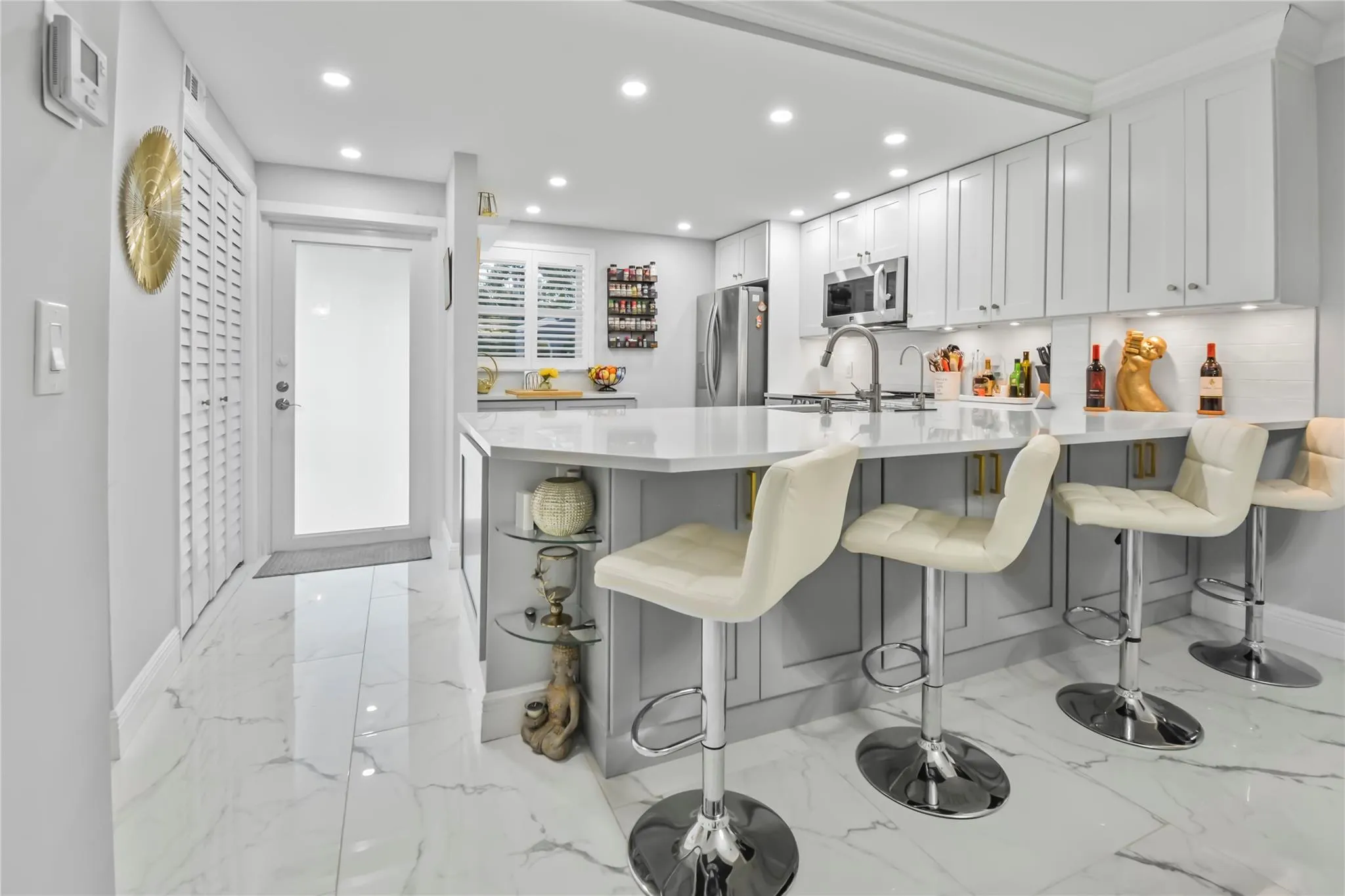 2809 Florida Blvd, #107